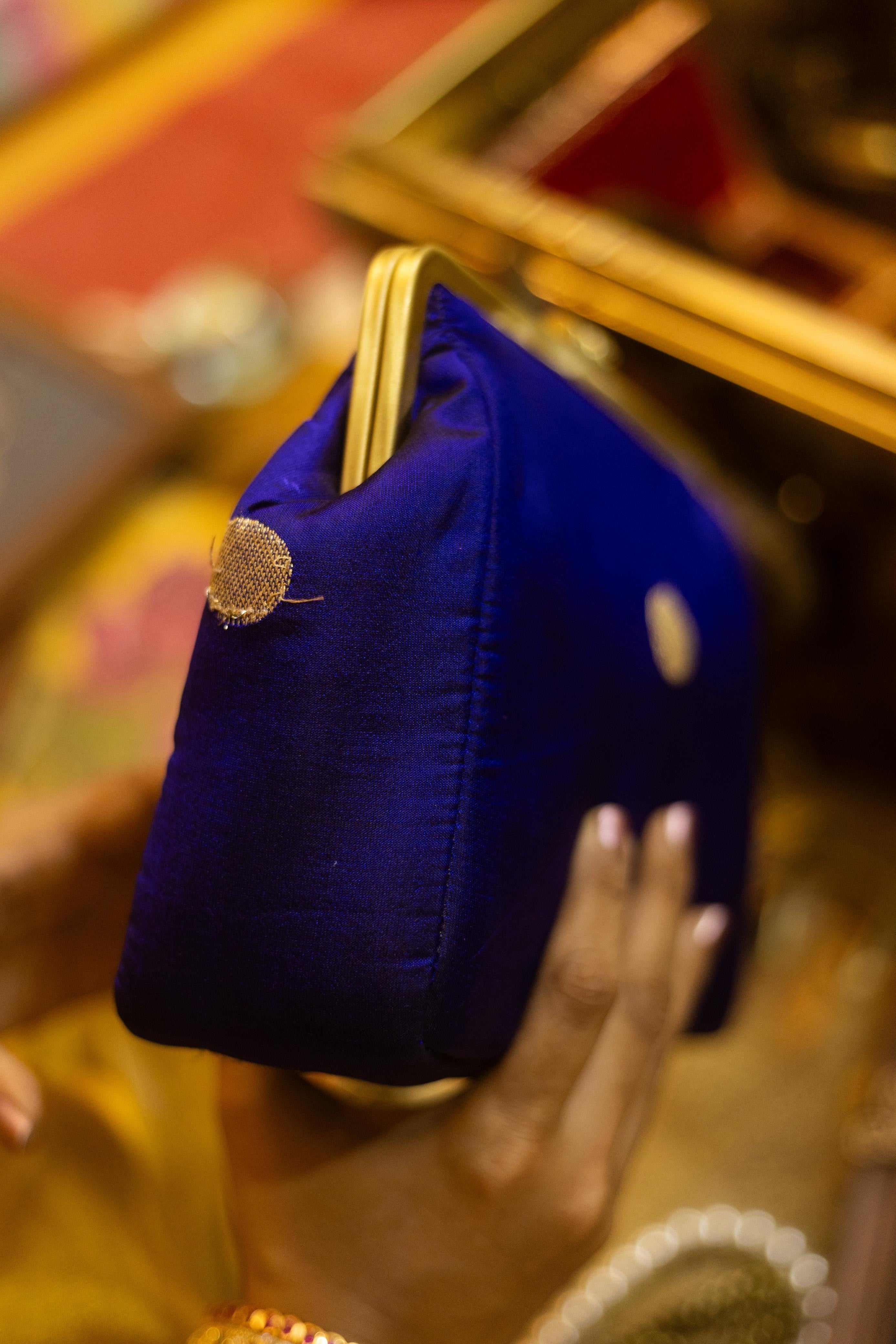 Shades of purple  and blue  mubbagam 1