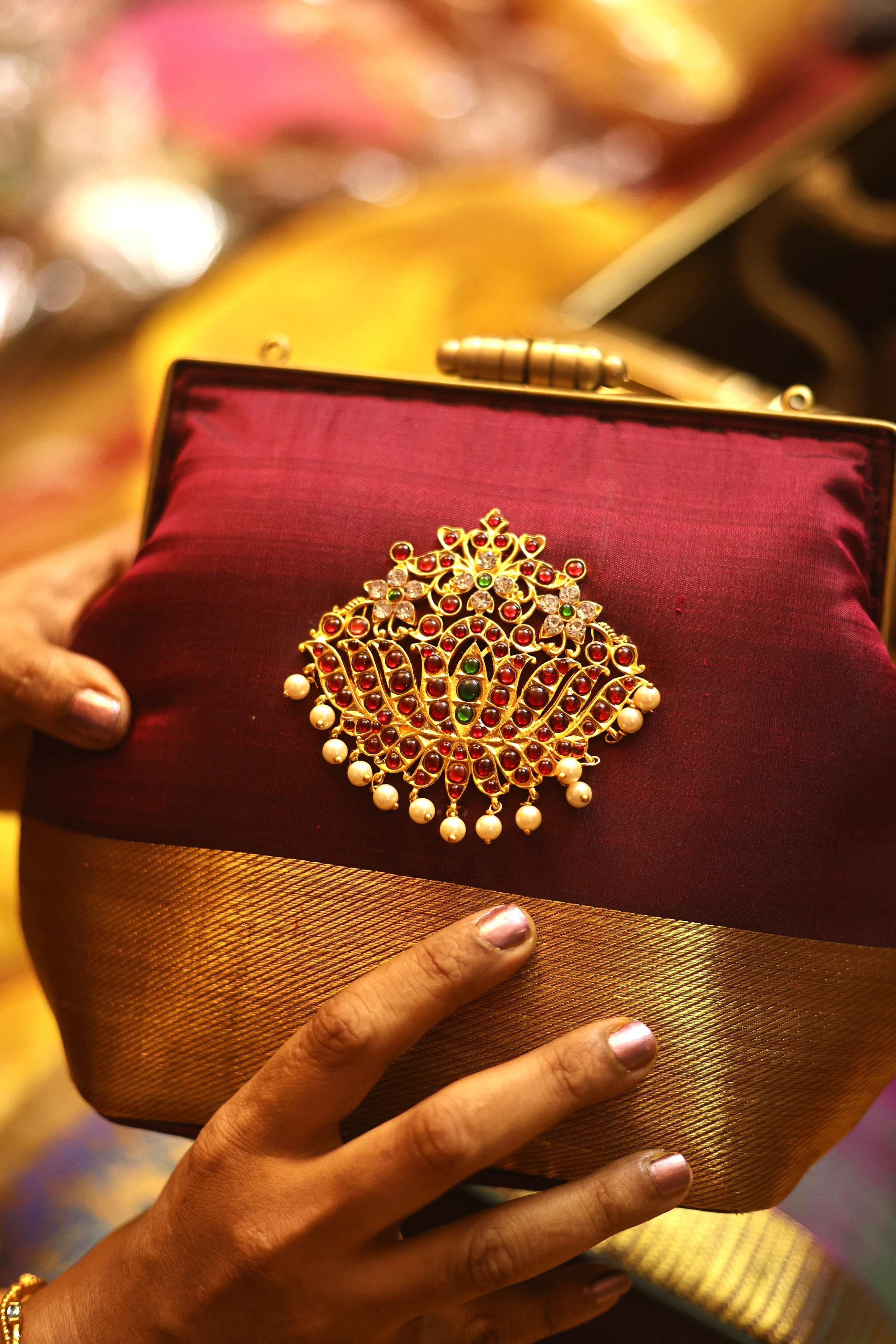 Kamalam Nachiyar araku