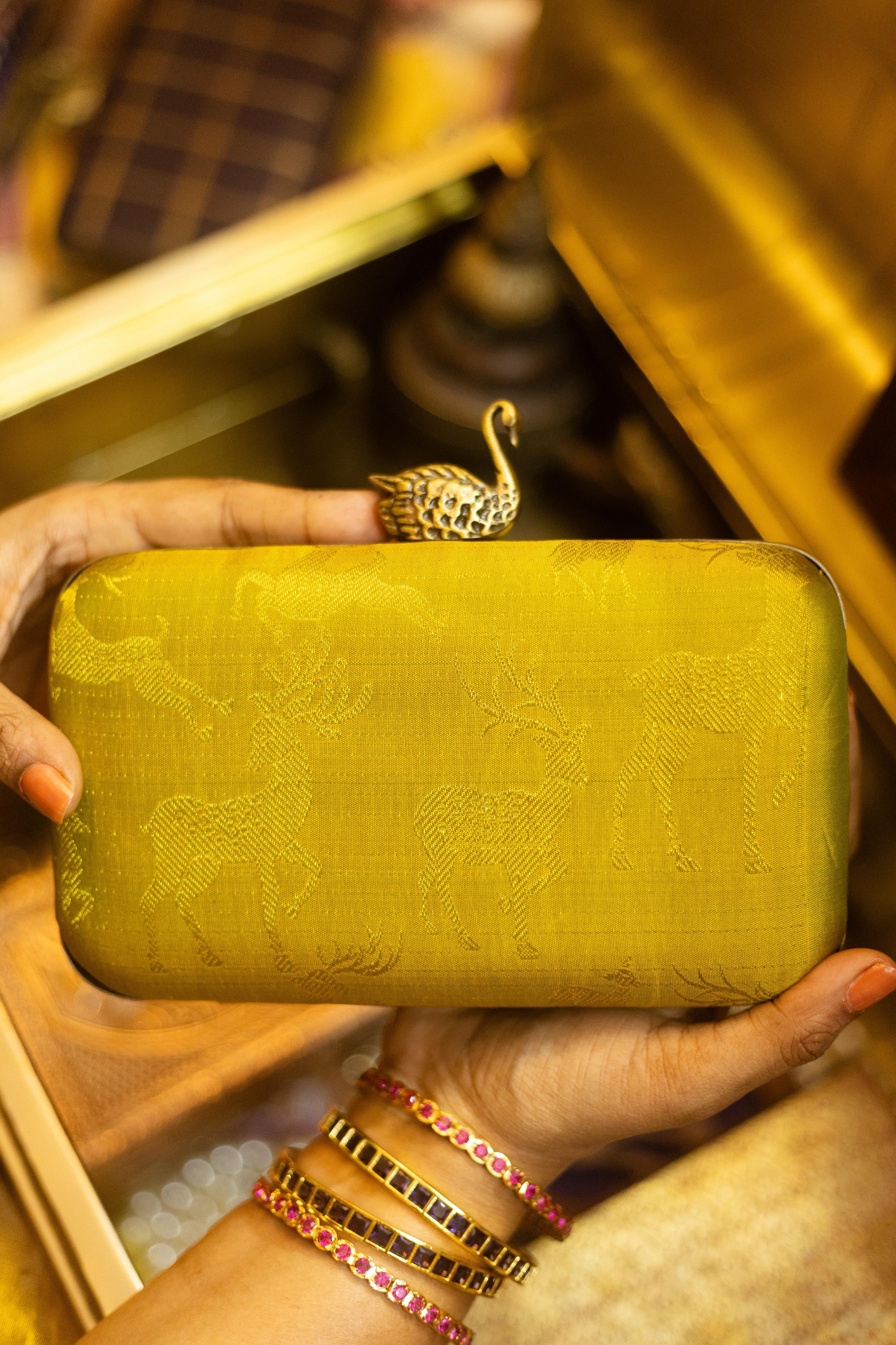 Maan (deer ponvandu)