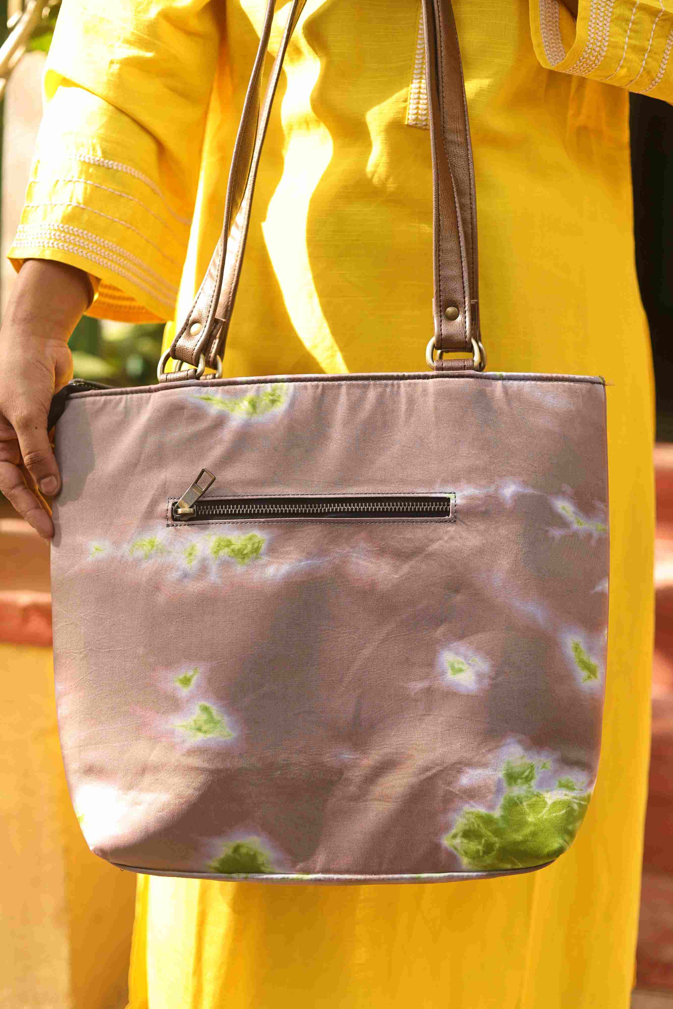 Grey and lime green shibori