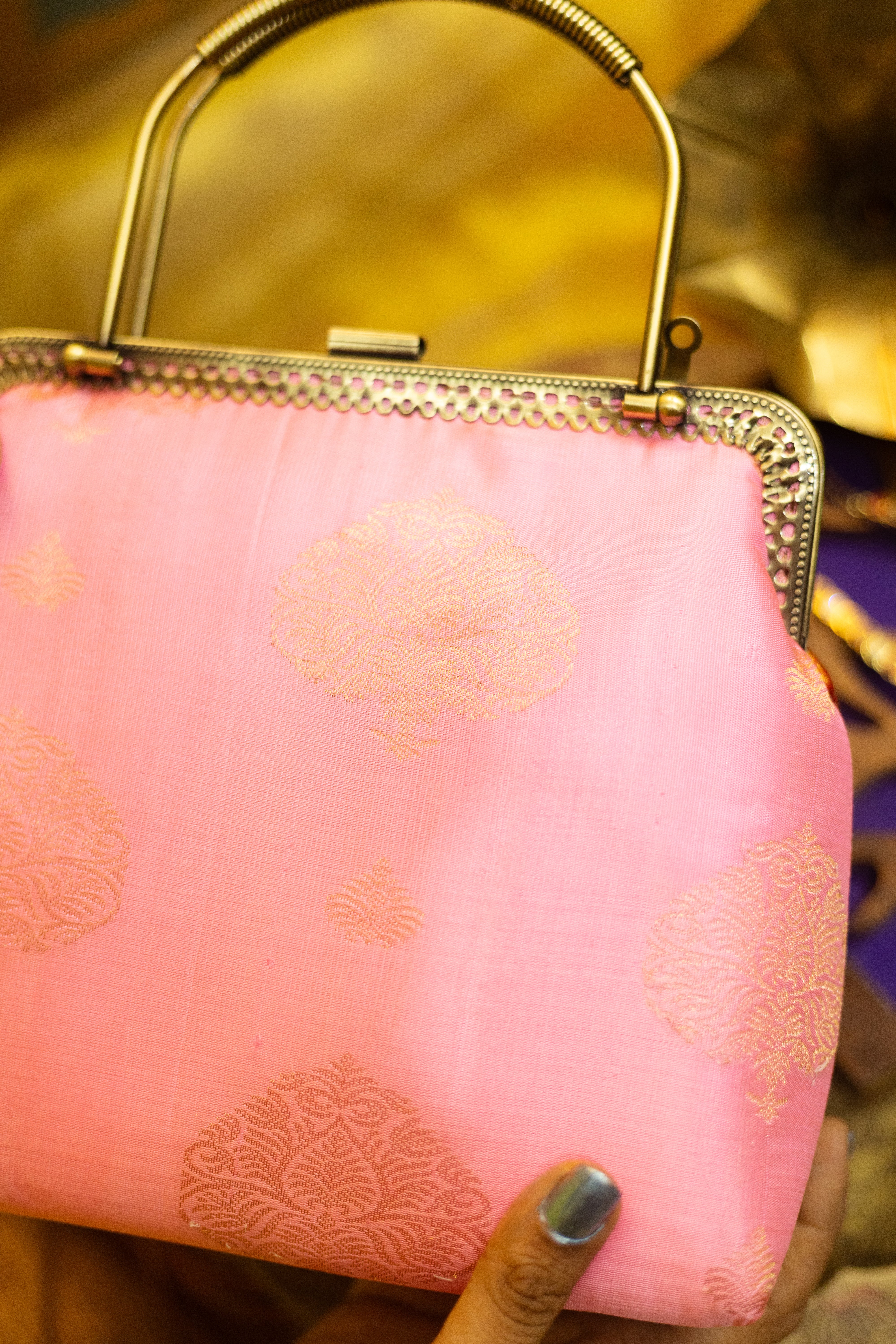 Red annam with rose milk mokku