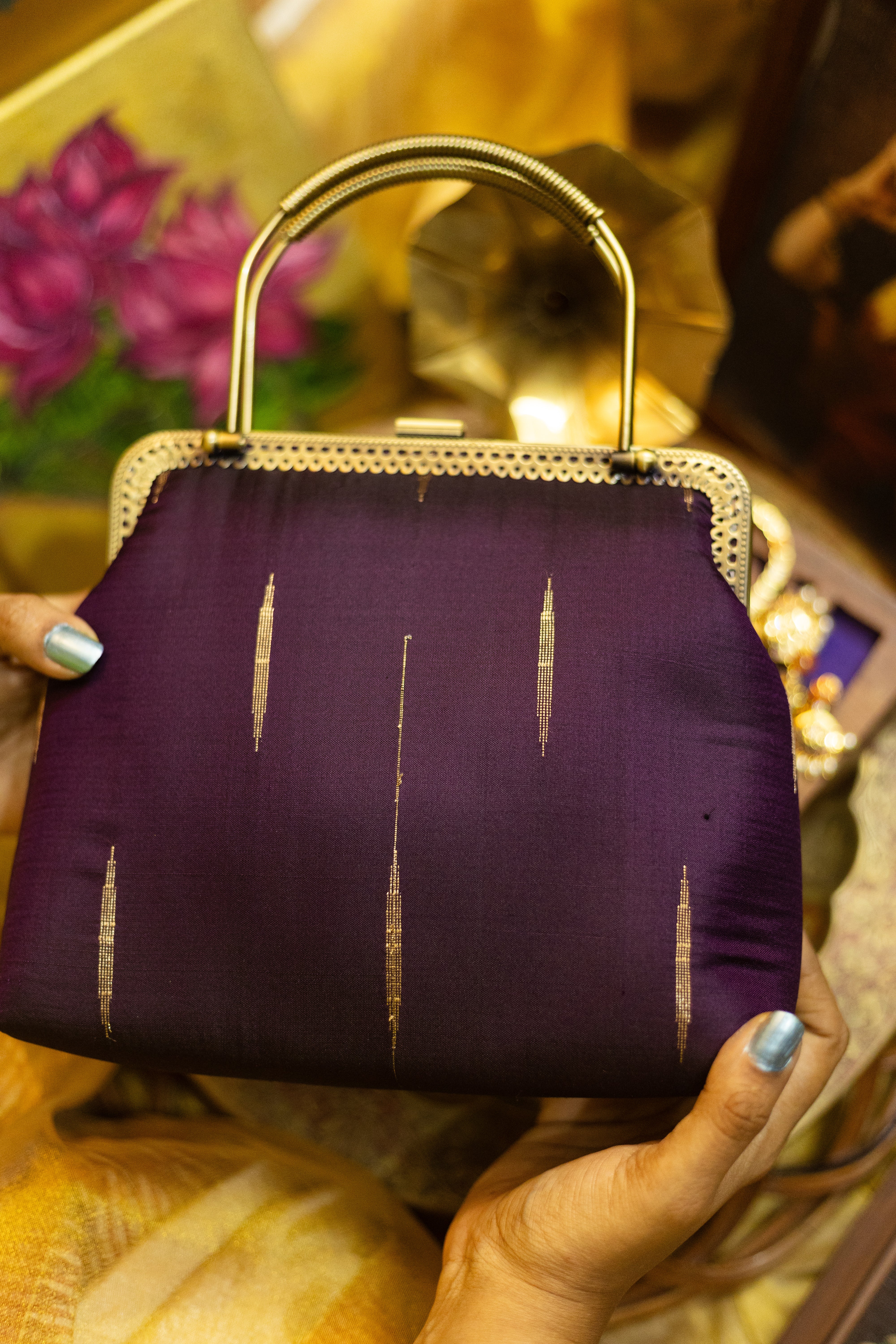 8 kol seepu rekku & malli moggu pinchin Padam