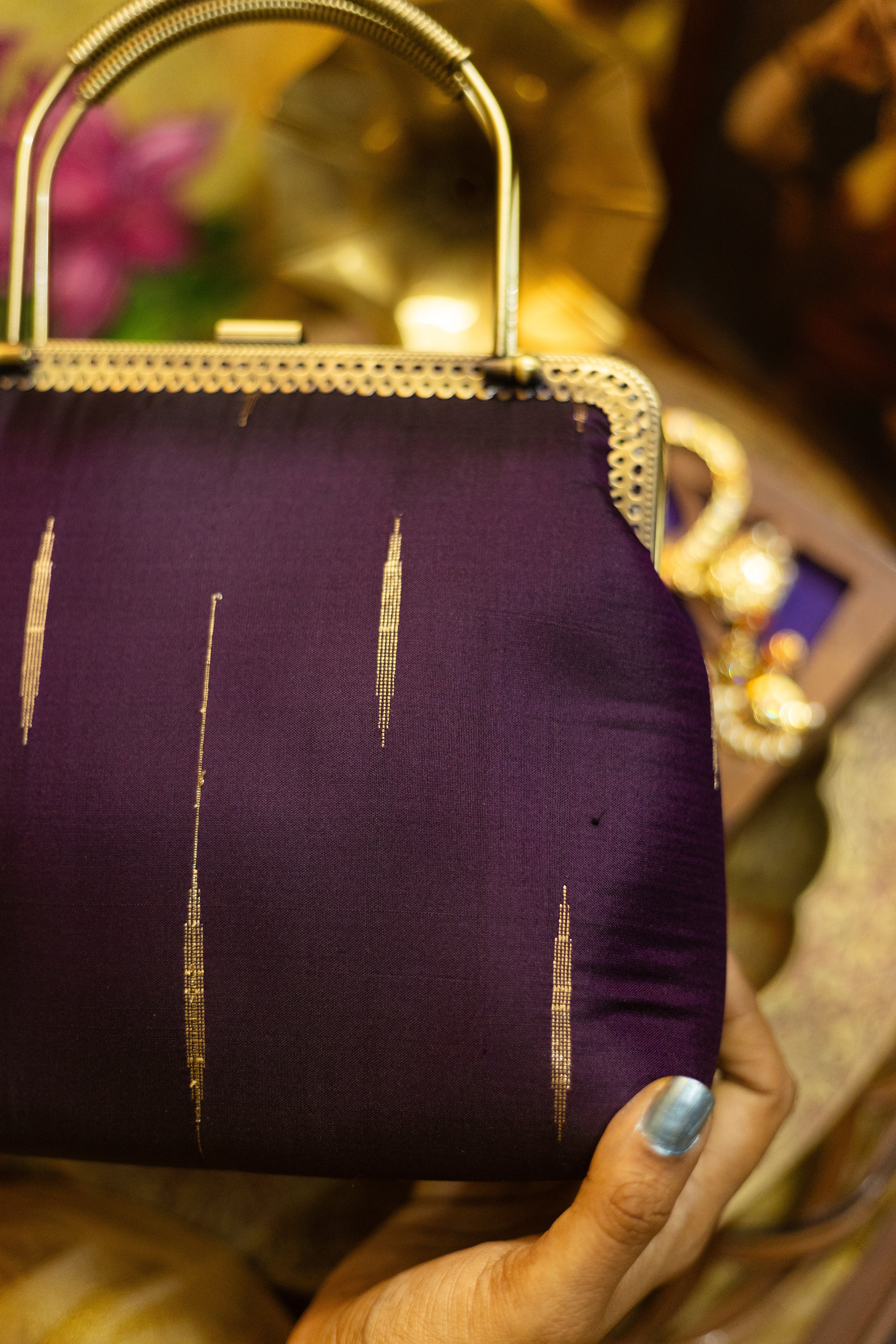 8 kol seepu rekku & malli moggu pinchin Padam