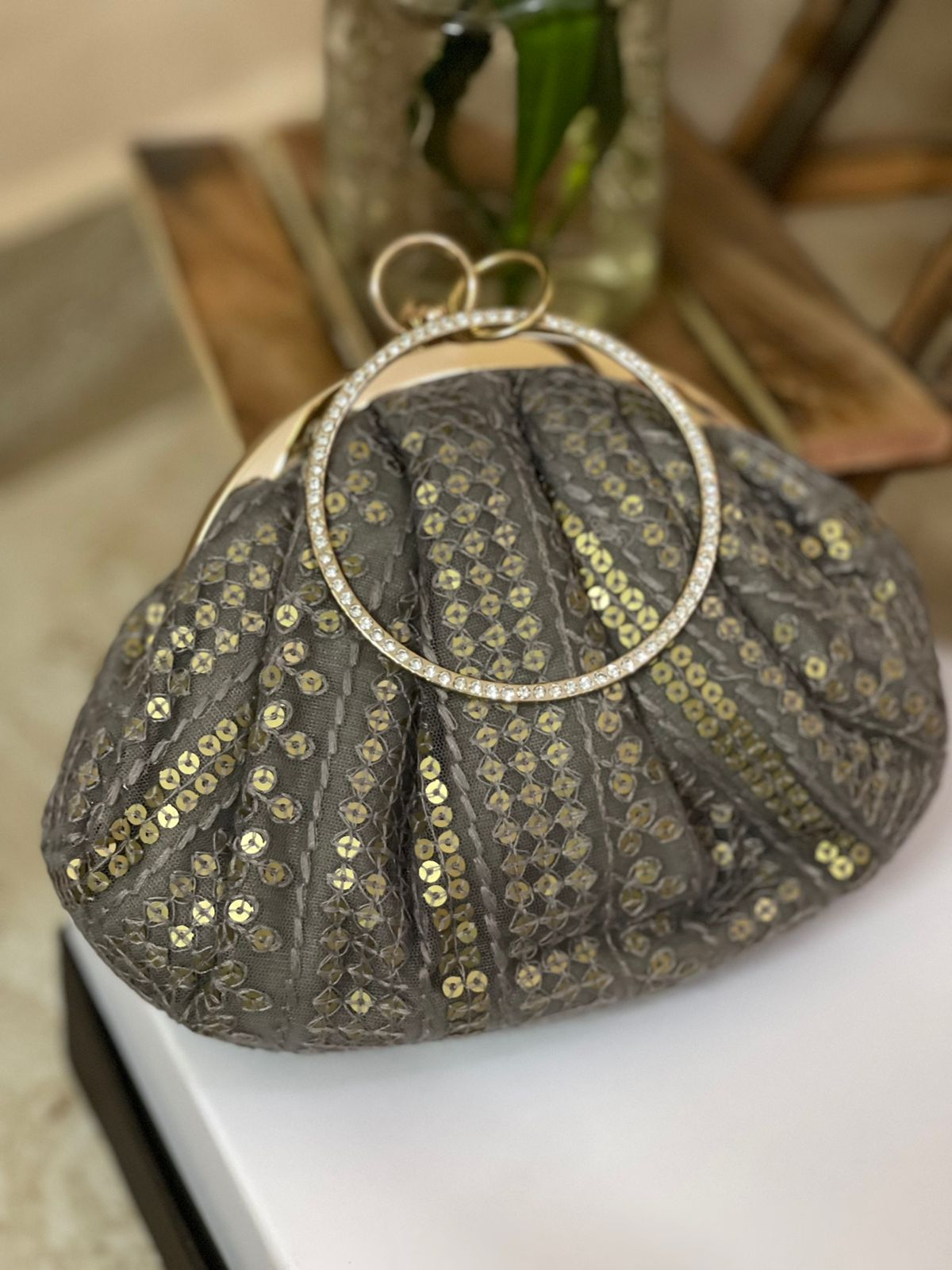 Gray Sequin Embroidery Busu Busu