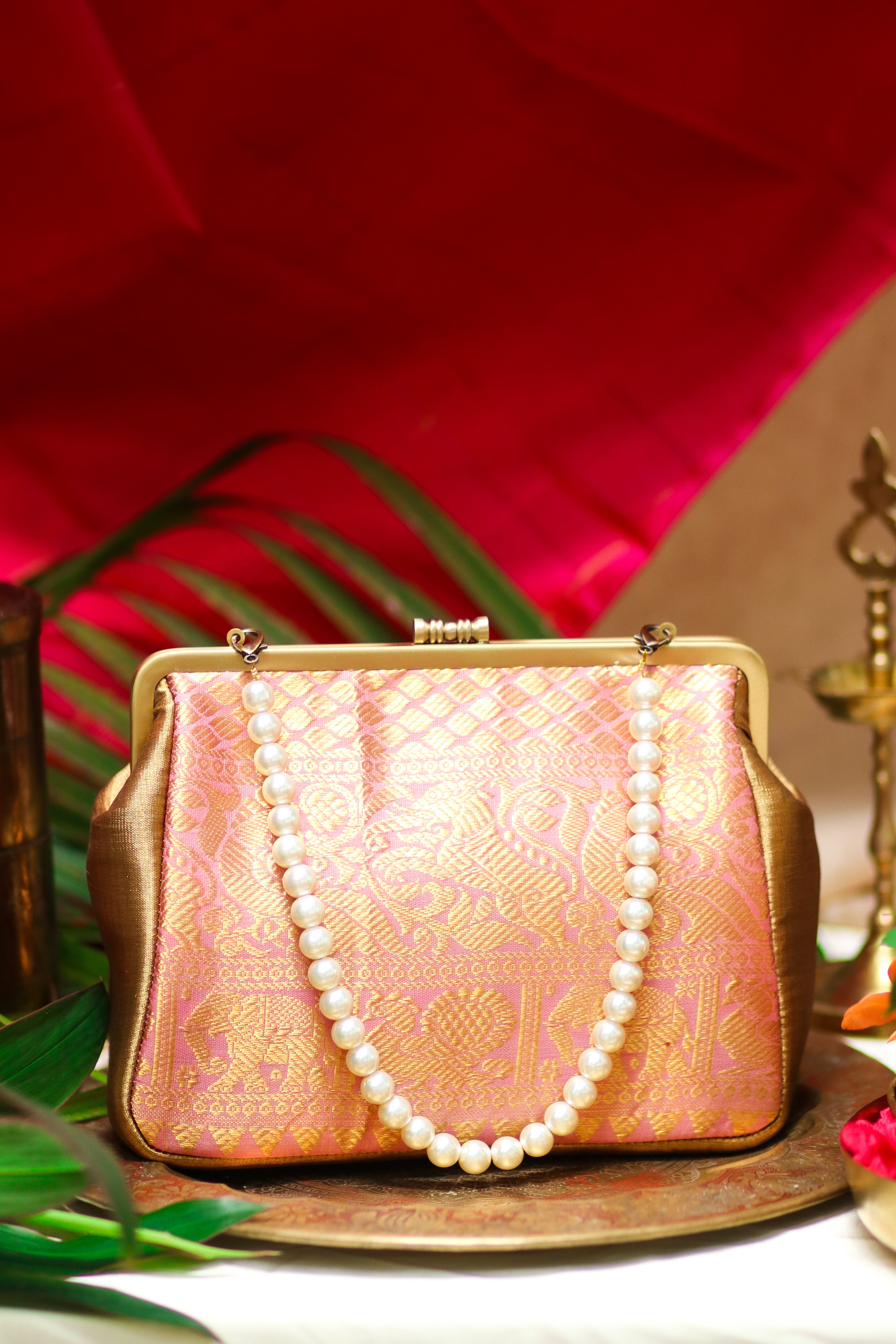 Kanchivaram Baby Pink Varisaipettu