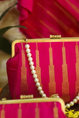 Rani pink 8 Kol Roja Big Damru