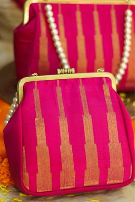 Rani pink Small 8 Kol Damru