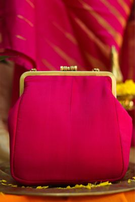 Rani pink Small 8 Kol Damru