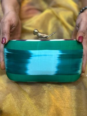 Kutni Double Shade Parrot