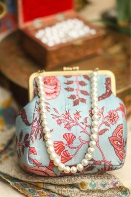 Mayil Printed Silk Small Damru