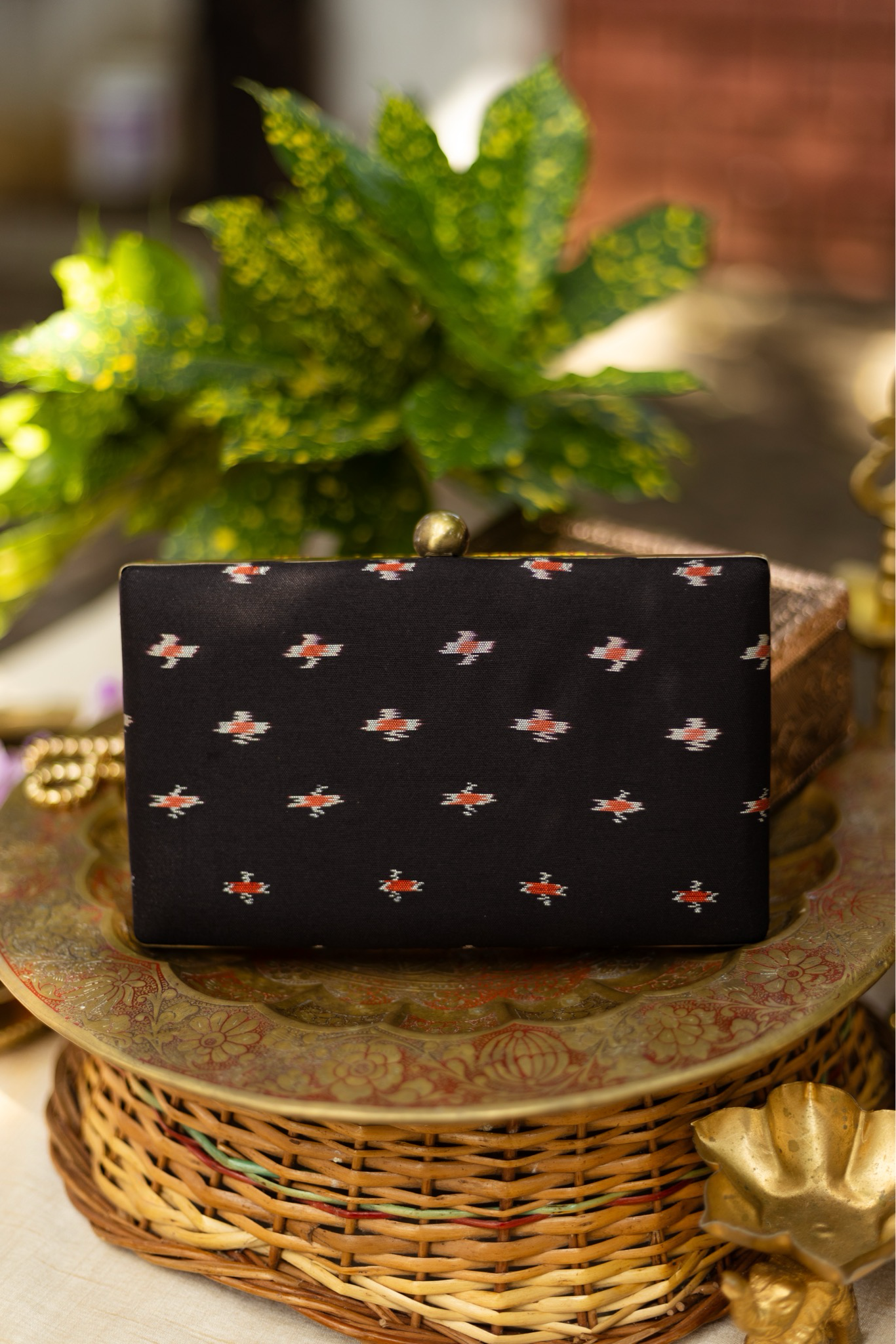 Gandabe And Black Ikkat