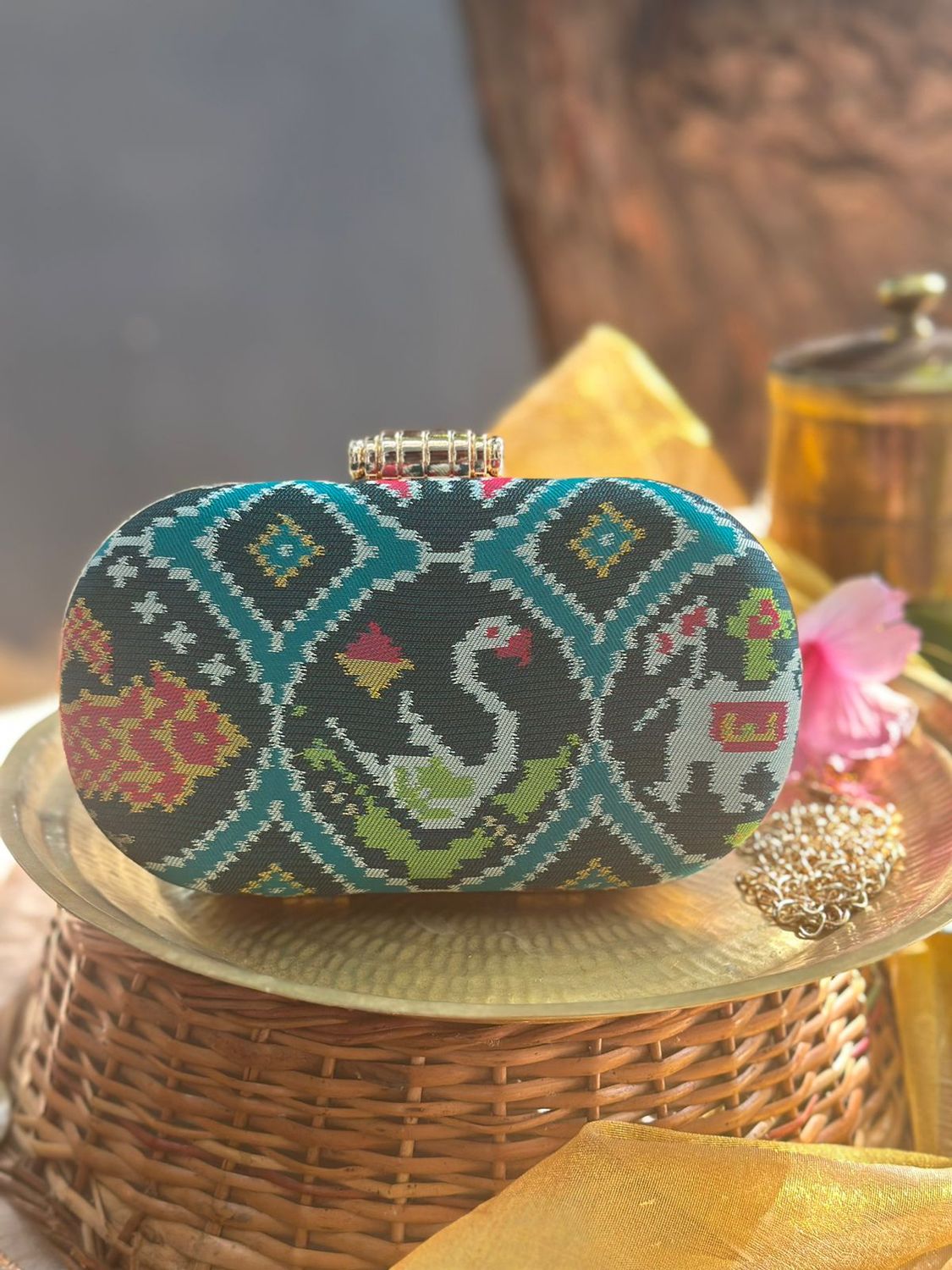 Swan Peacock Green Patola