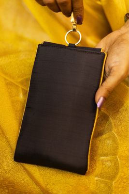 Black With Black Kammbi