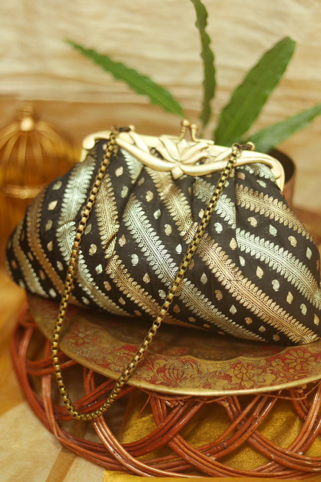 Black Leheria Kamalam