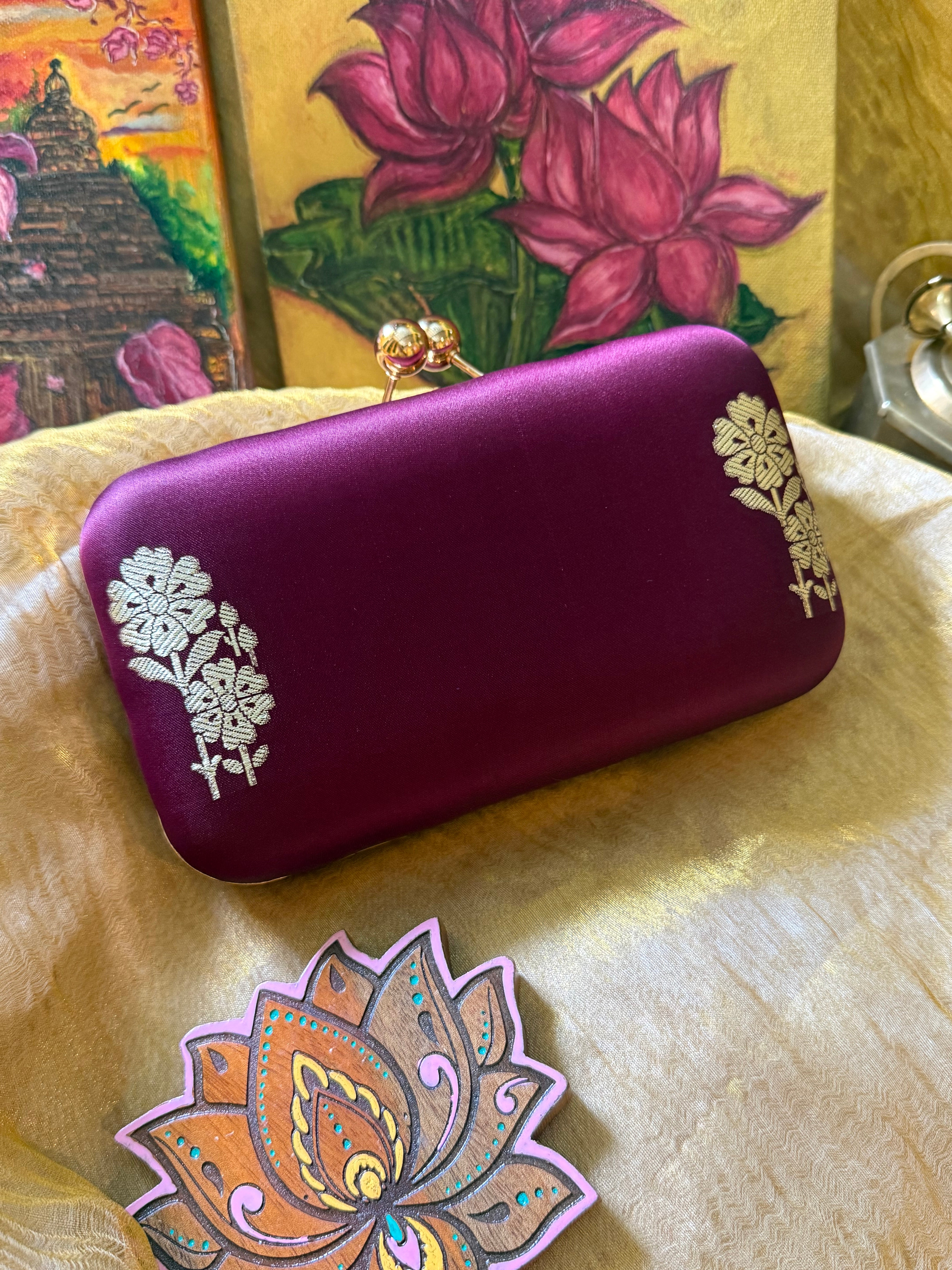 Kotta paaku with gold Buttah