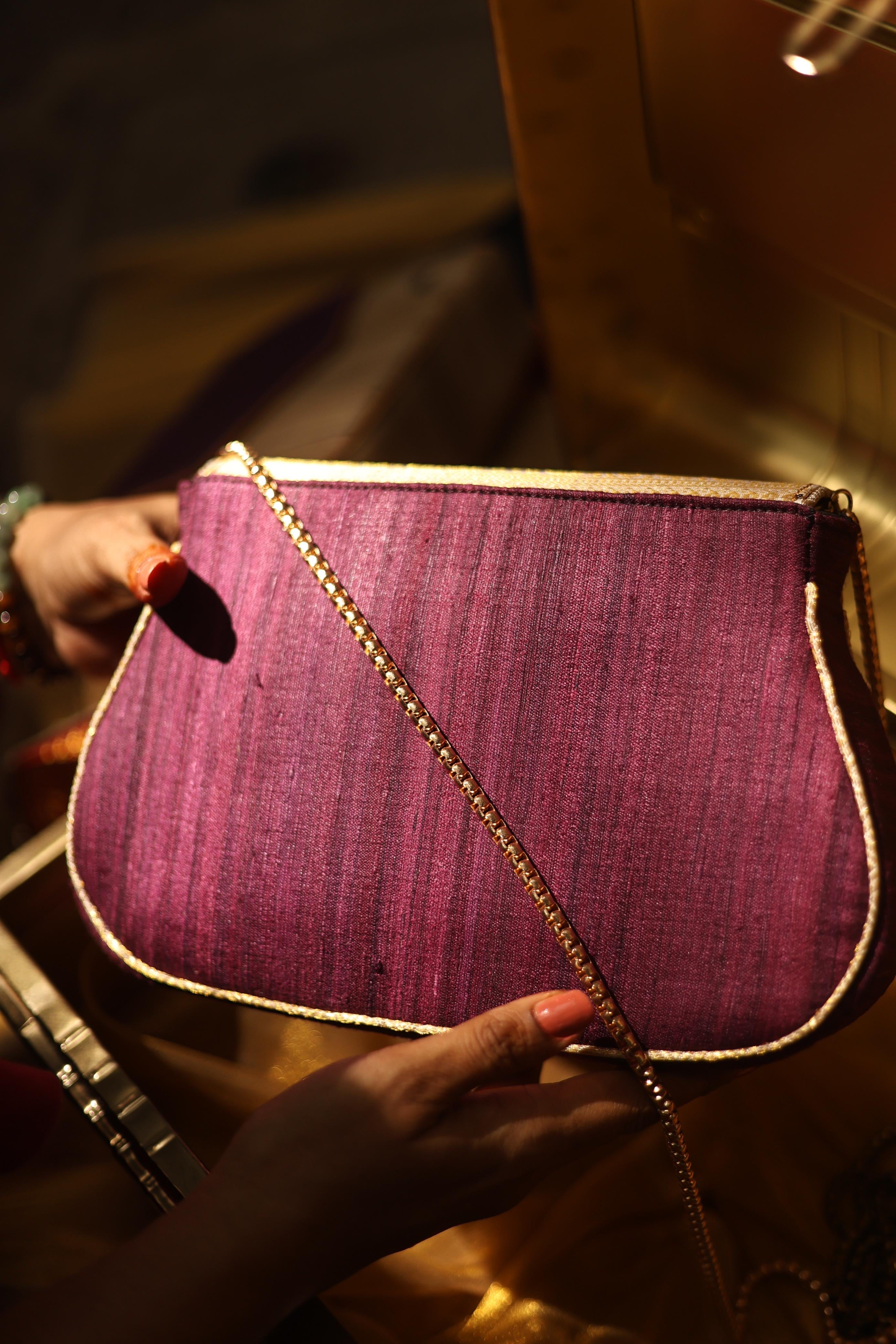 Copper and marron Gandaberunda