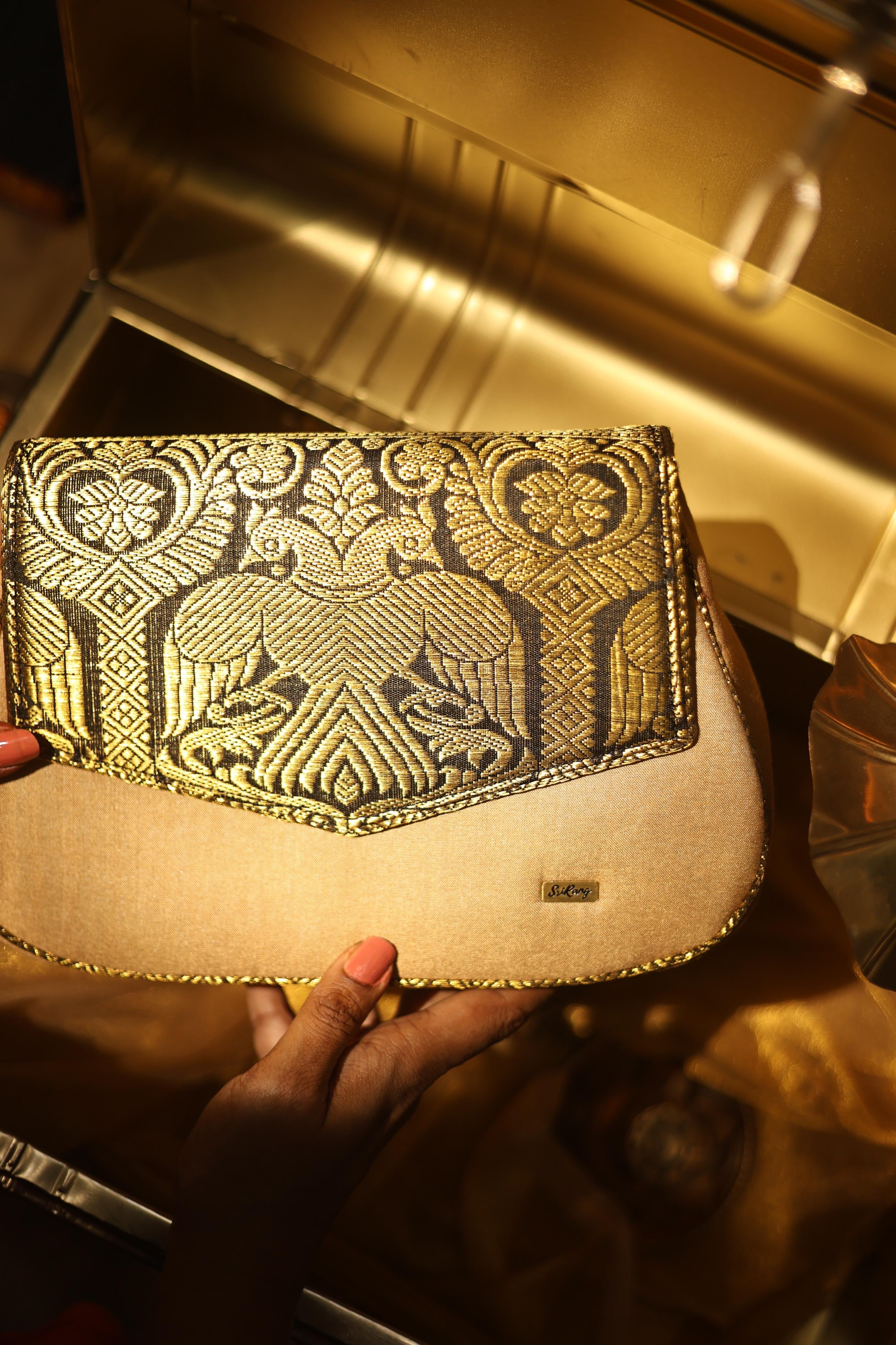 Sandle with black Gandaberunda