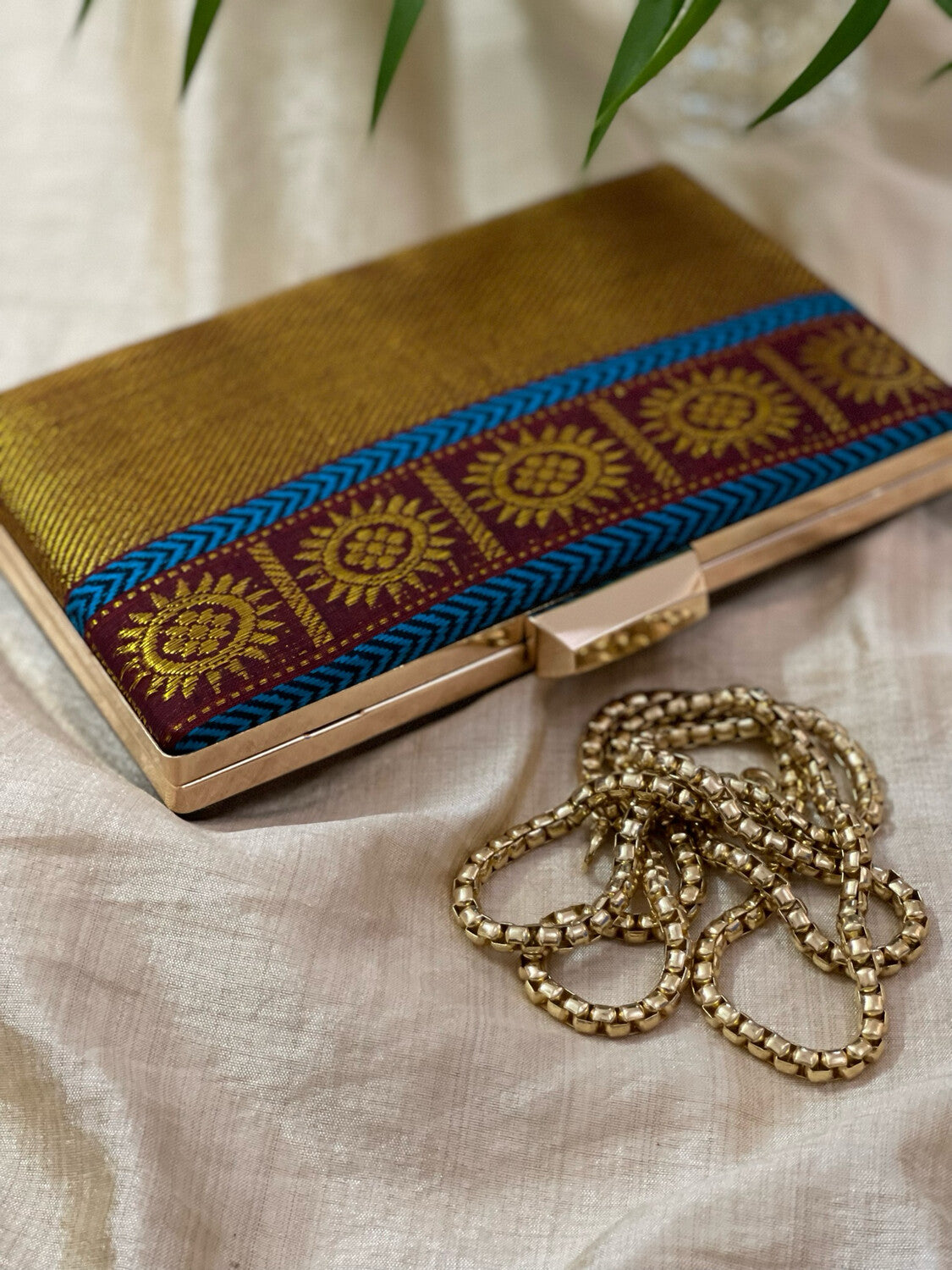 Sun Buttah With Grey Handloom Cotton