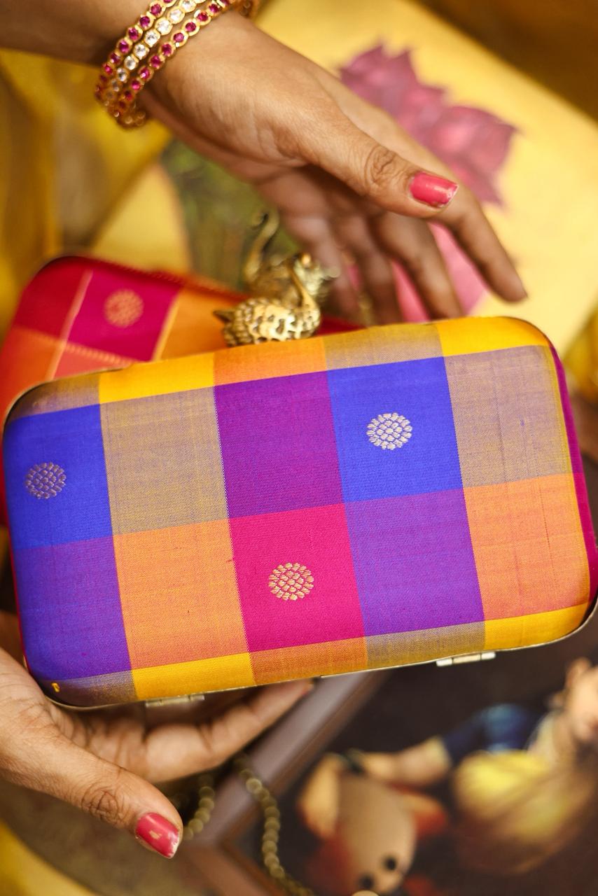 Pallum pazhamum kattam