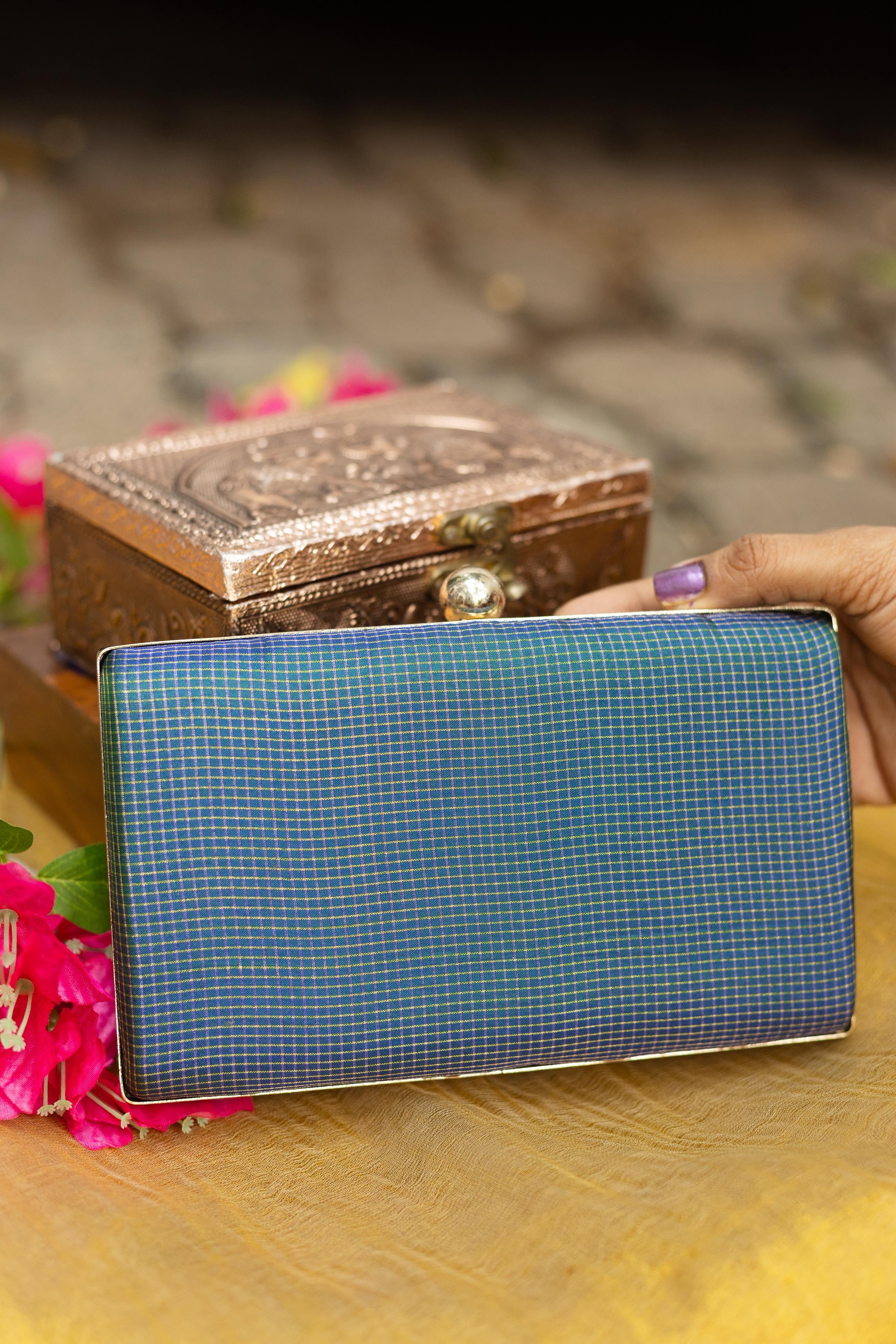 Mayil kazhuthu podi kattam