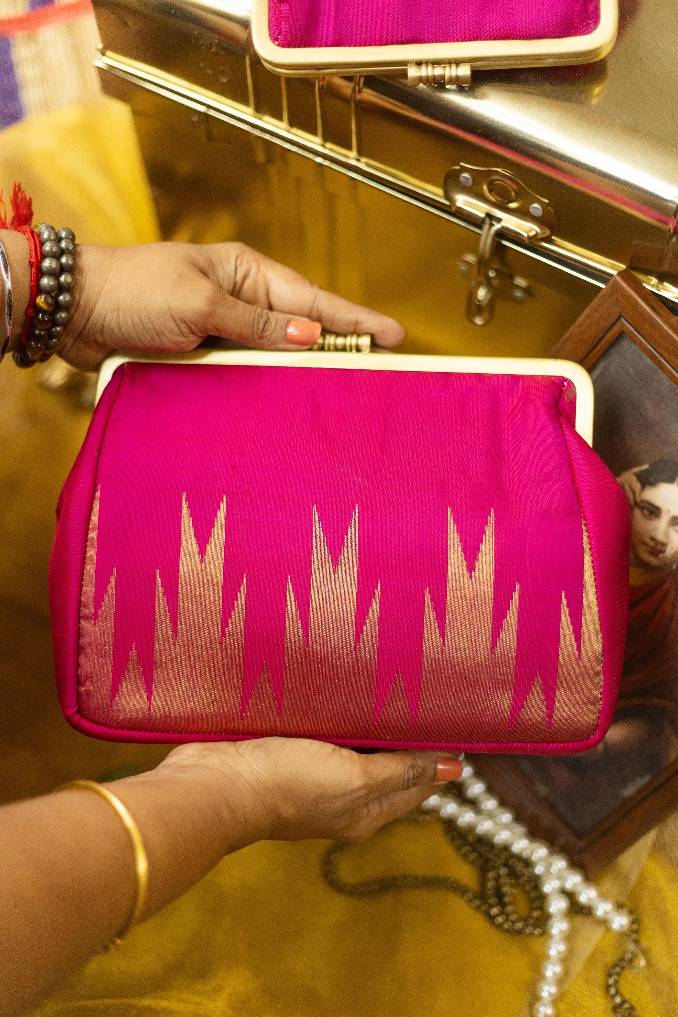 8 Kol Roja Thazhampoo