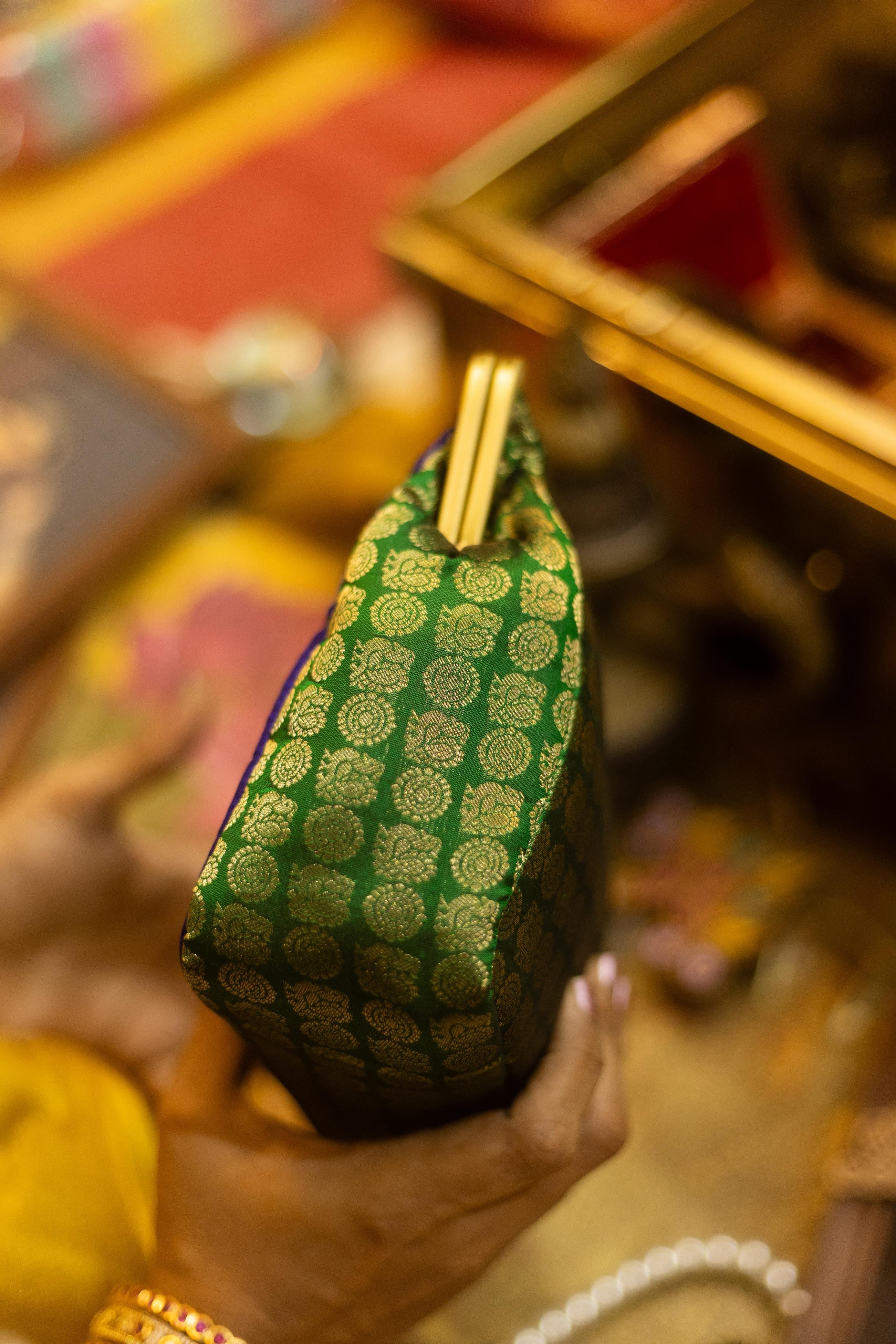 Shades of green and blue mubbagam 1