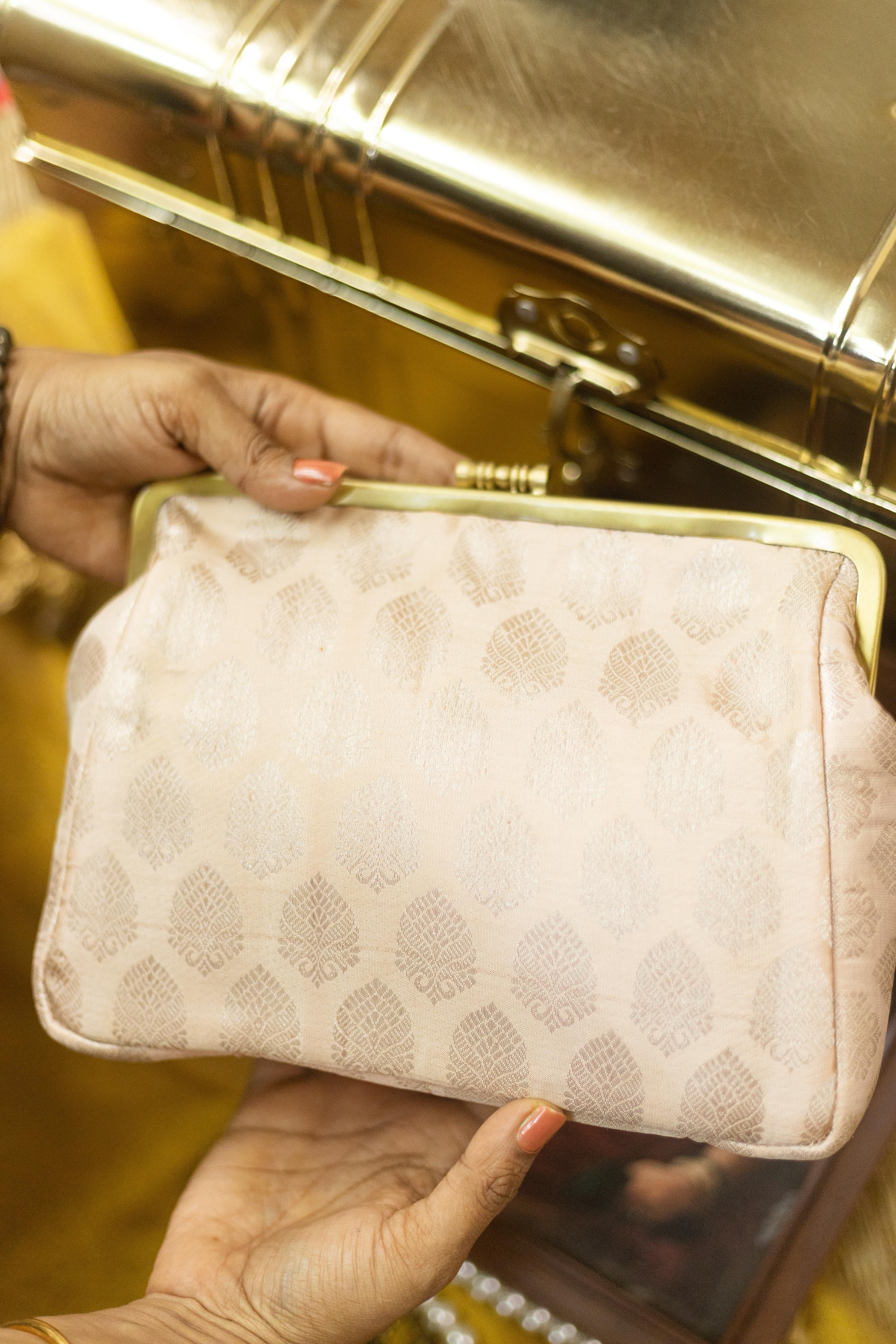 Baby pink silver zari big Damru