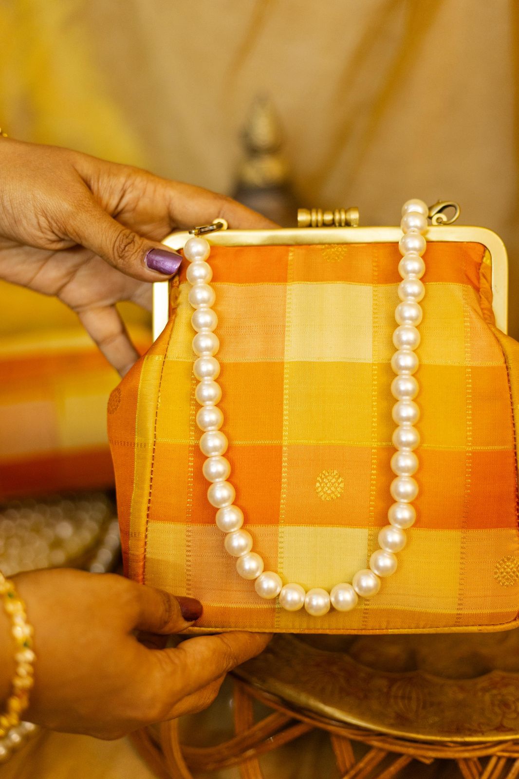 Small Damru Kandangi Sunset yellow with cream