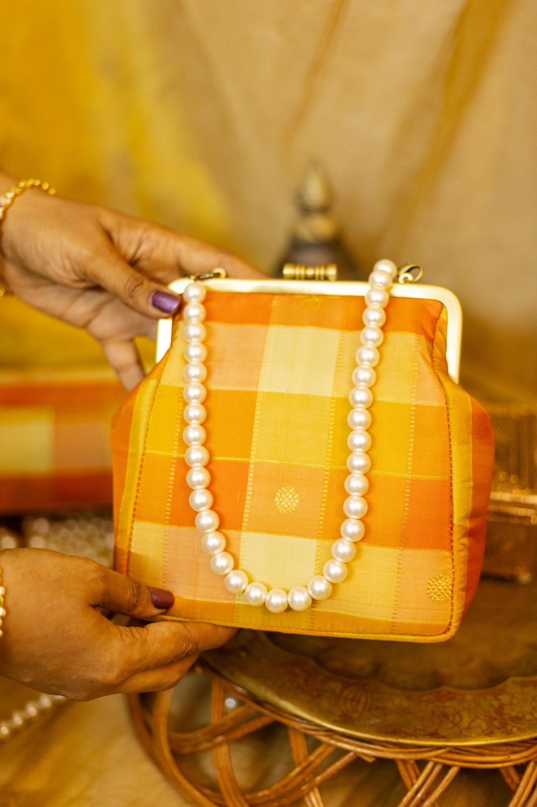 Small Damru Kandangi Sunset yellow with cream