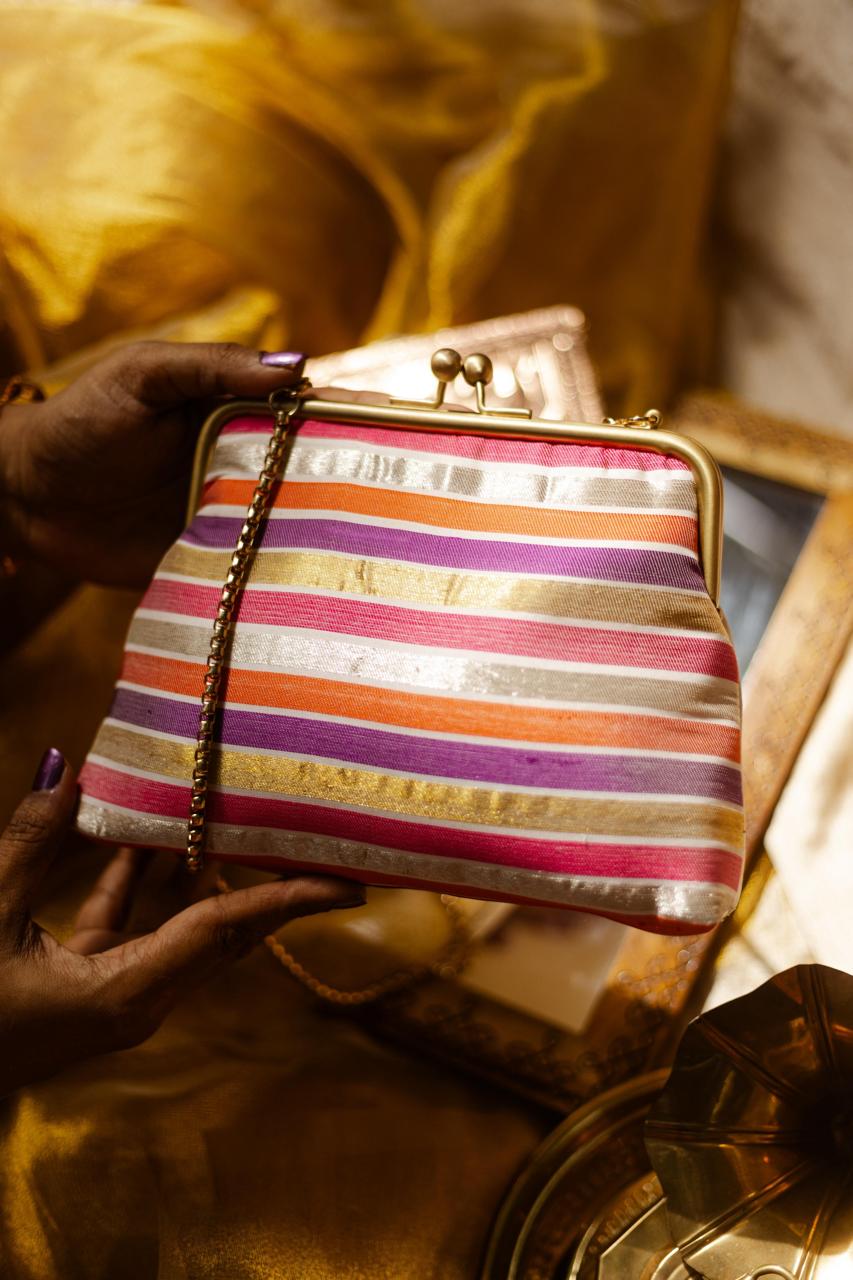 Multi color 8 Kol kannama