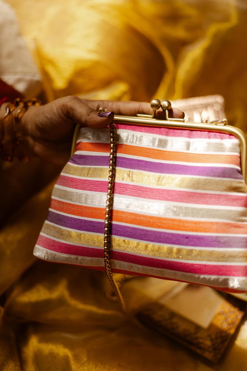 Multi color 8 Kol kannama