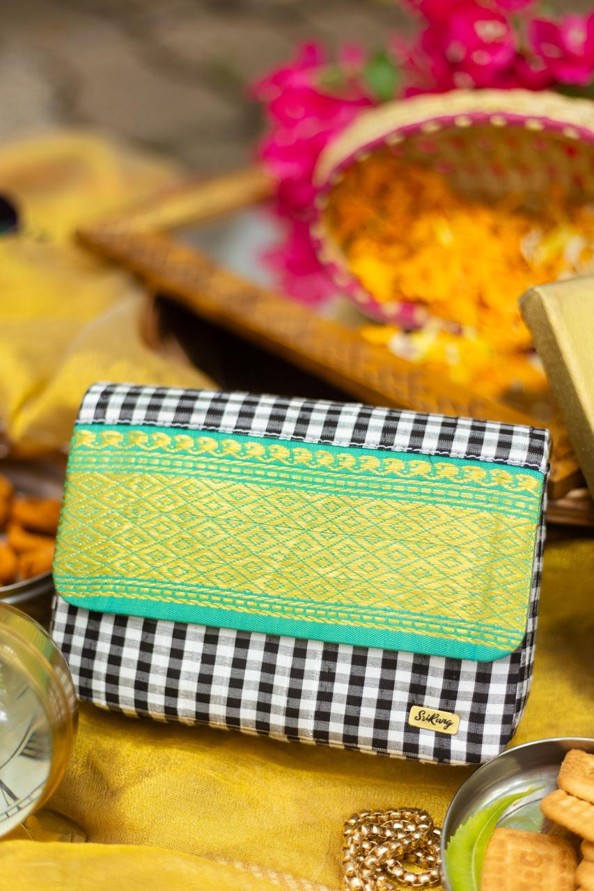 Black with  rexona green