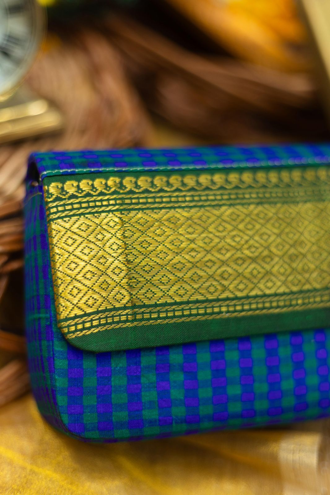 Violet with green with green Mayil kaan