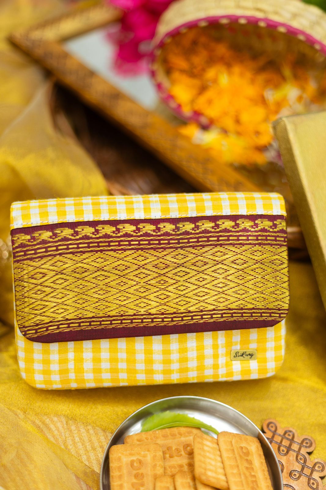 Yellow with matron Kuyil kan