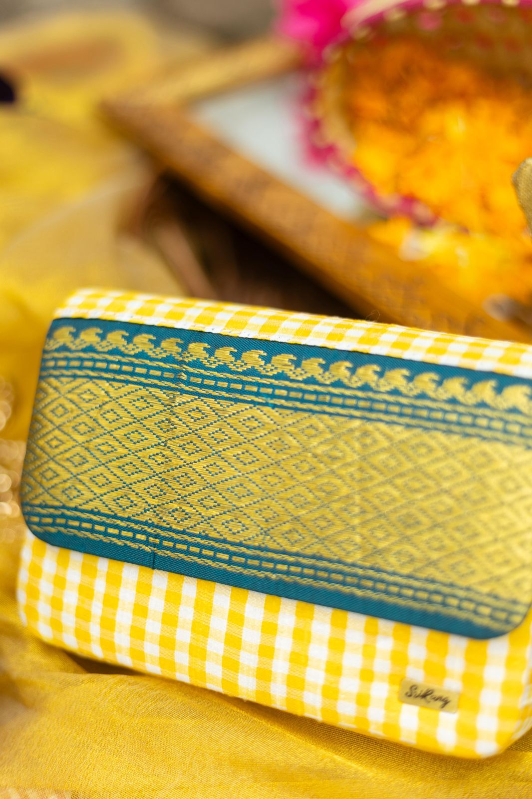 Yellow with Rama green Mayil kann