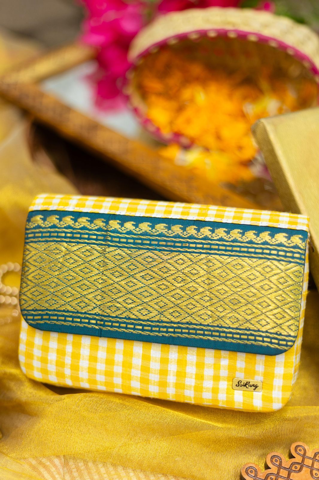 Yellow with Rama green Mayil kann