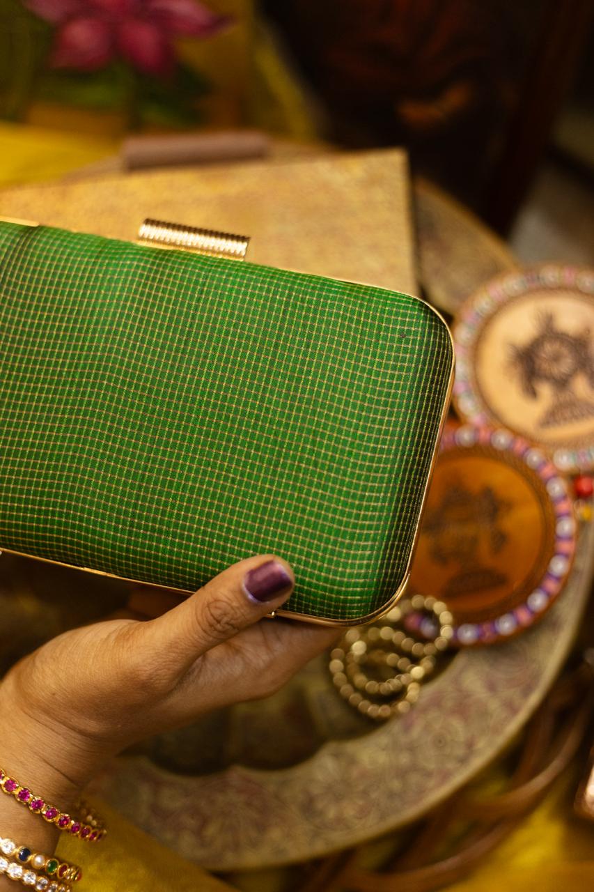 Leaf green podikattam