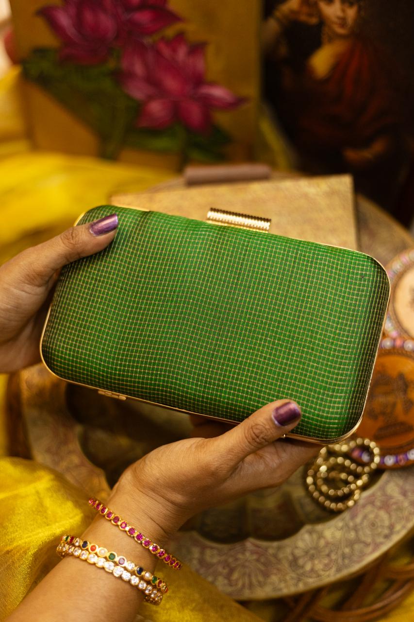 Leaf green podikattam