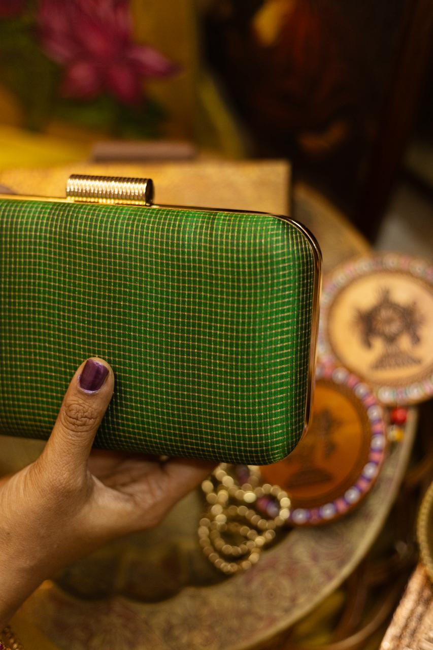 Leaf green podikattam