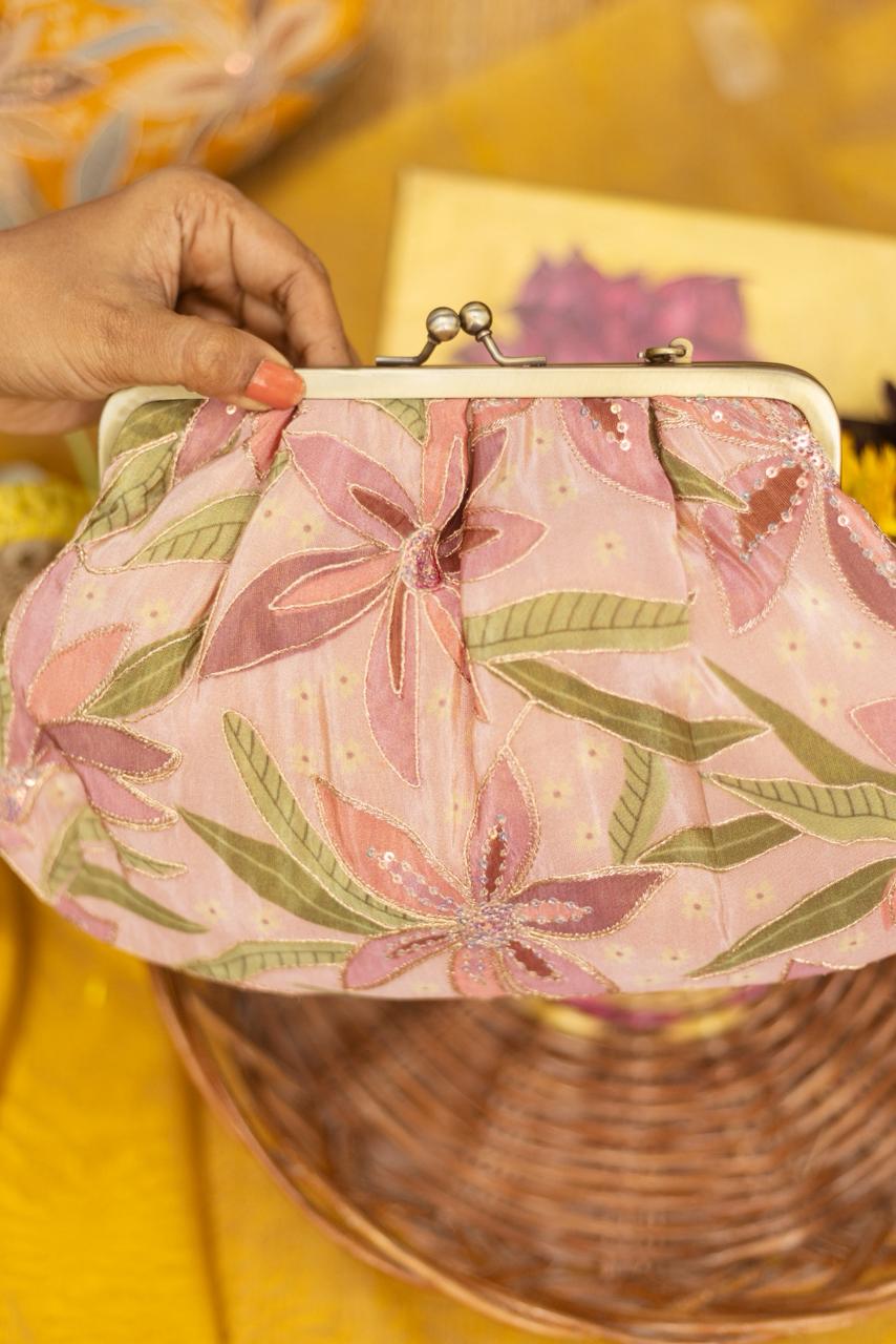 Crape baby pink peach 🩷