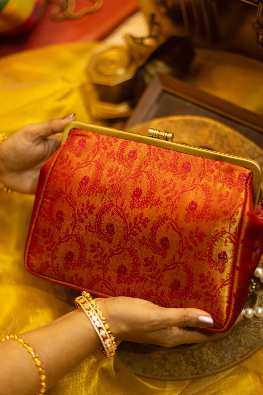 Red Nataraja jacquard