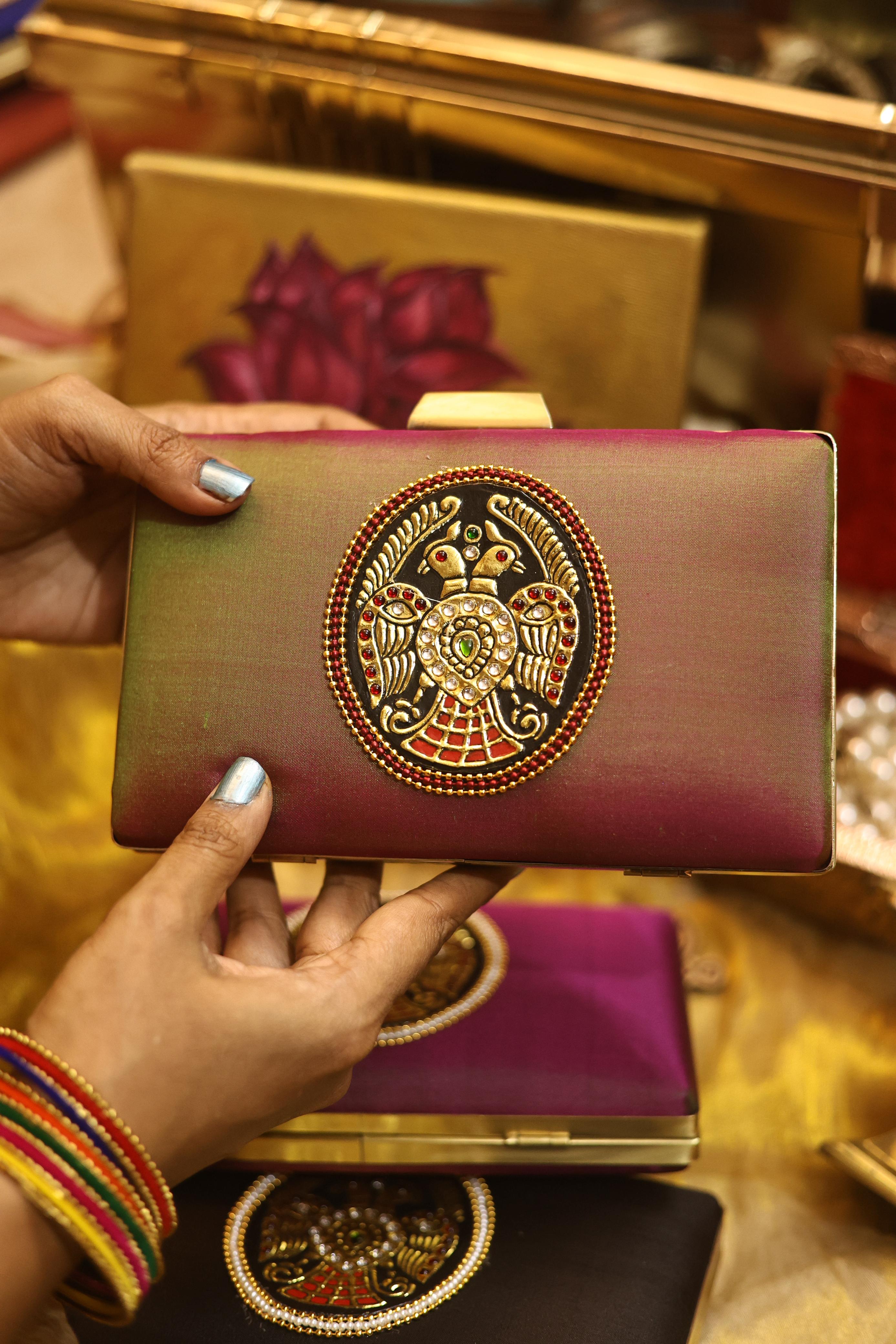 Manthulir gandaberunda