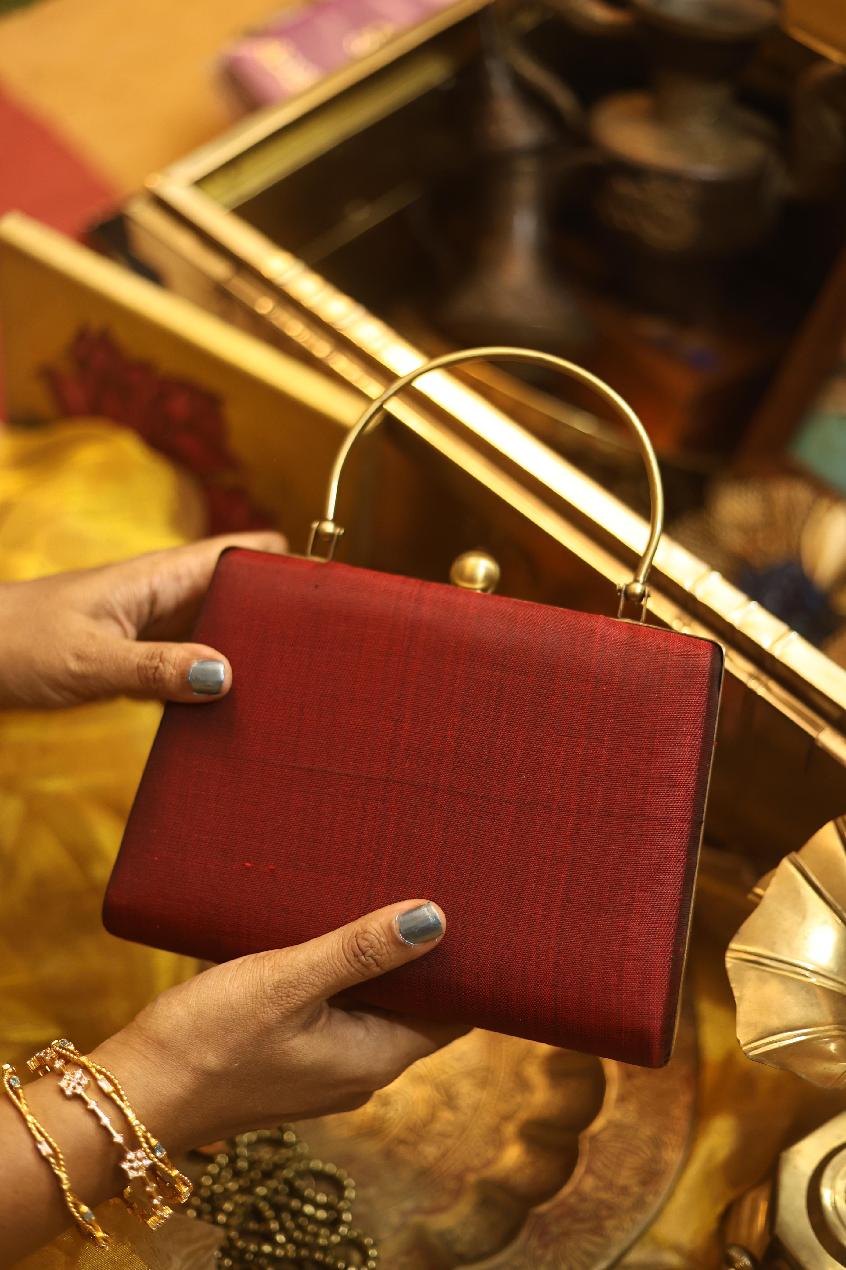 Pazhamudircholai murugan