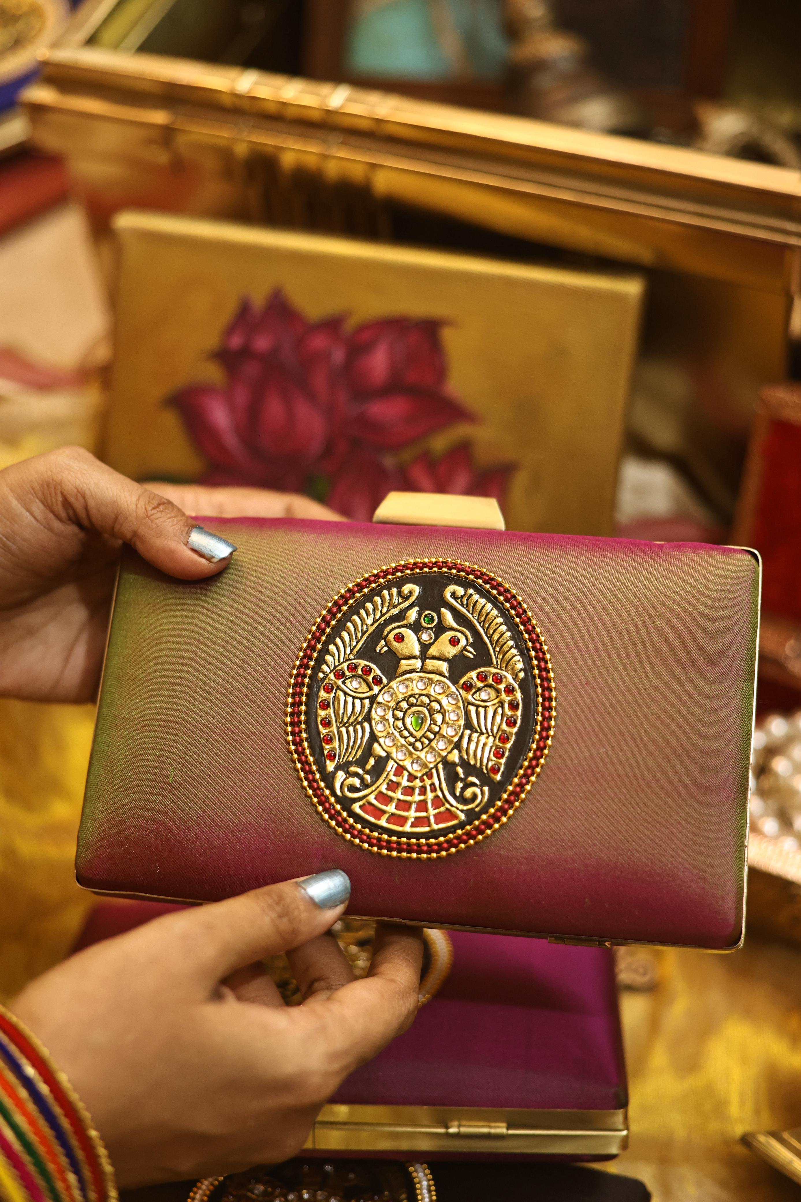 Manthulir gandaberunda