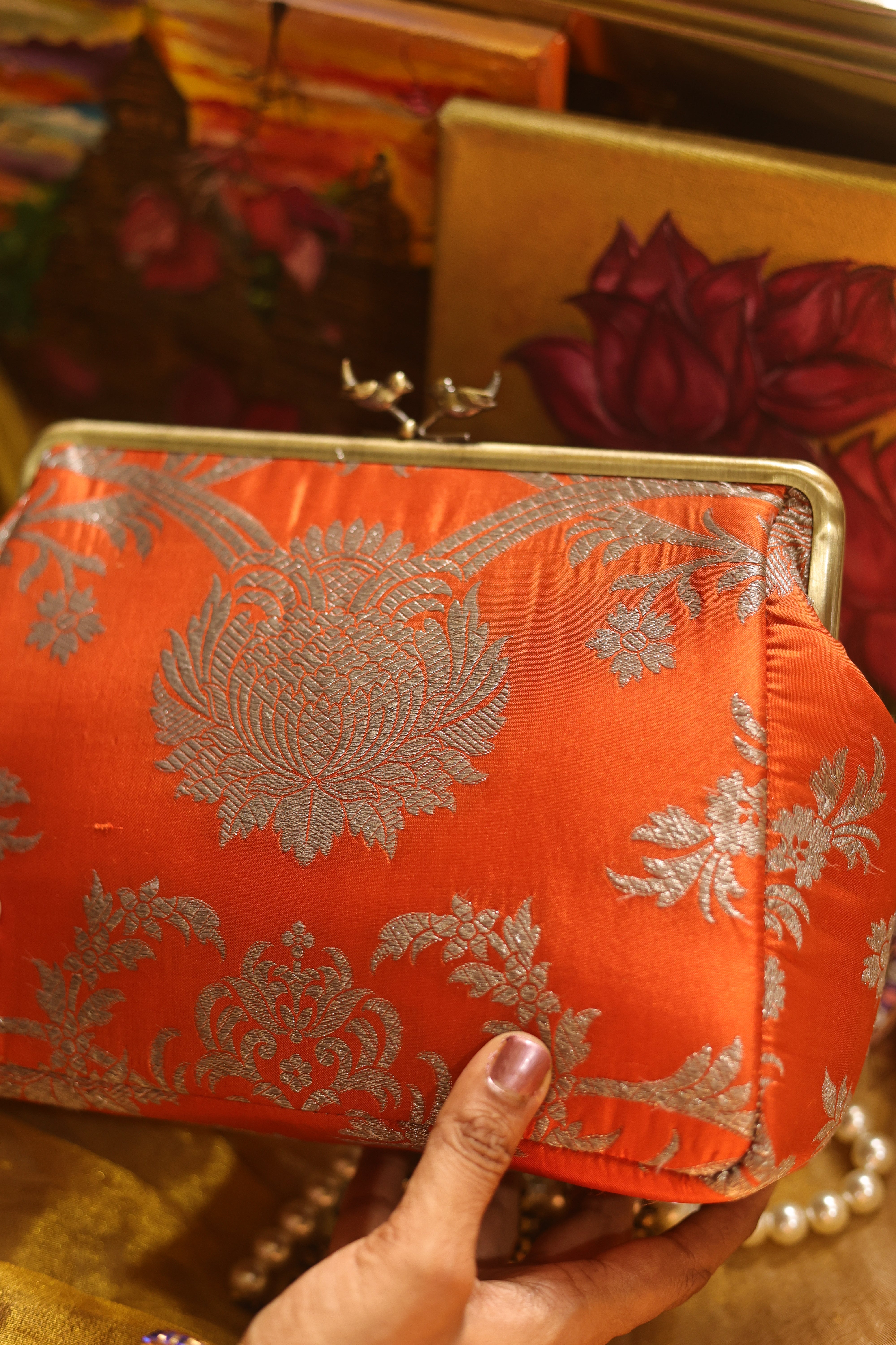 Santhra orange mittai