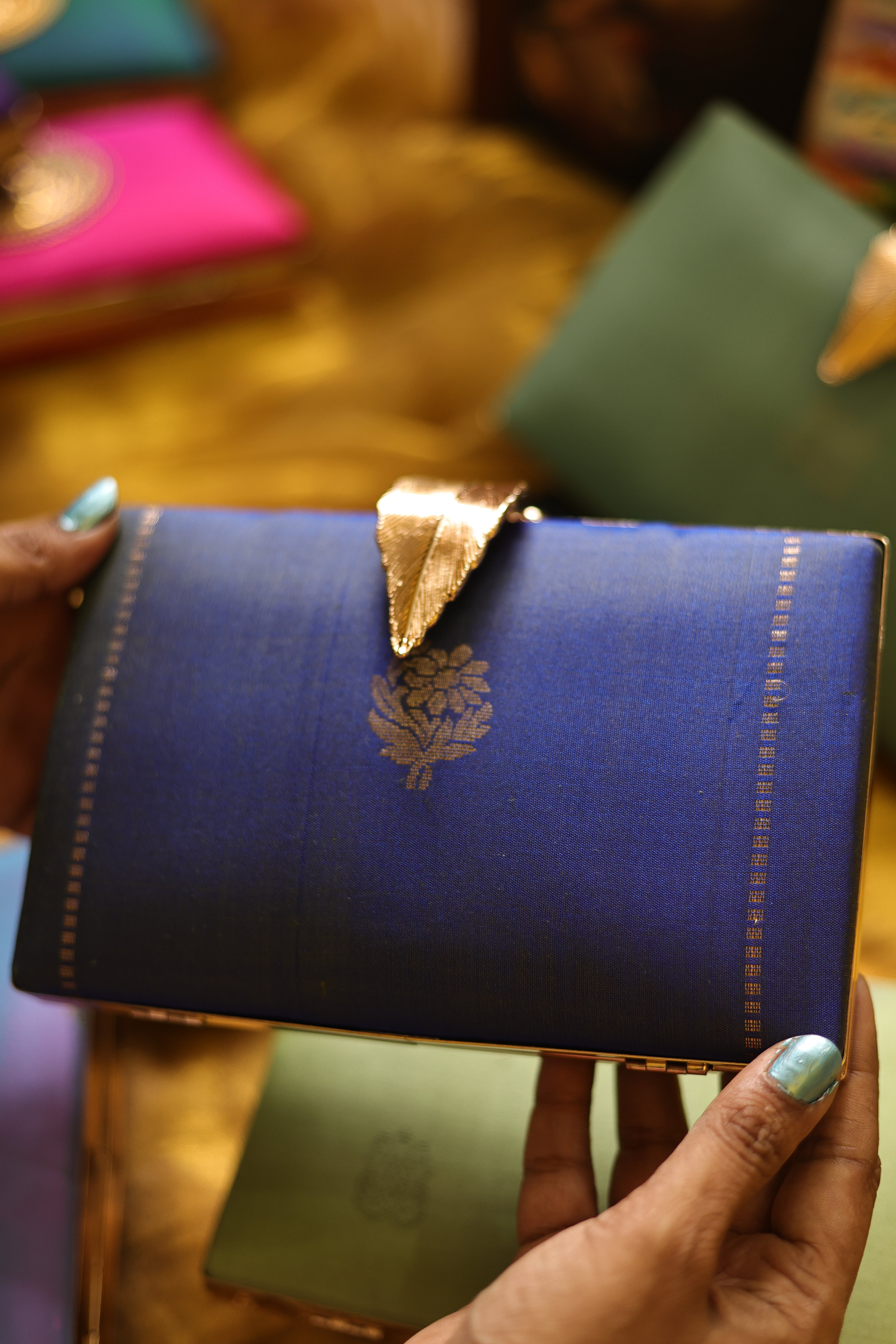 Feather🪶 ultimate blue
