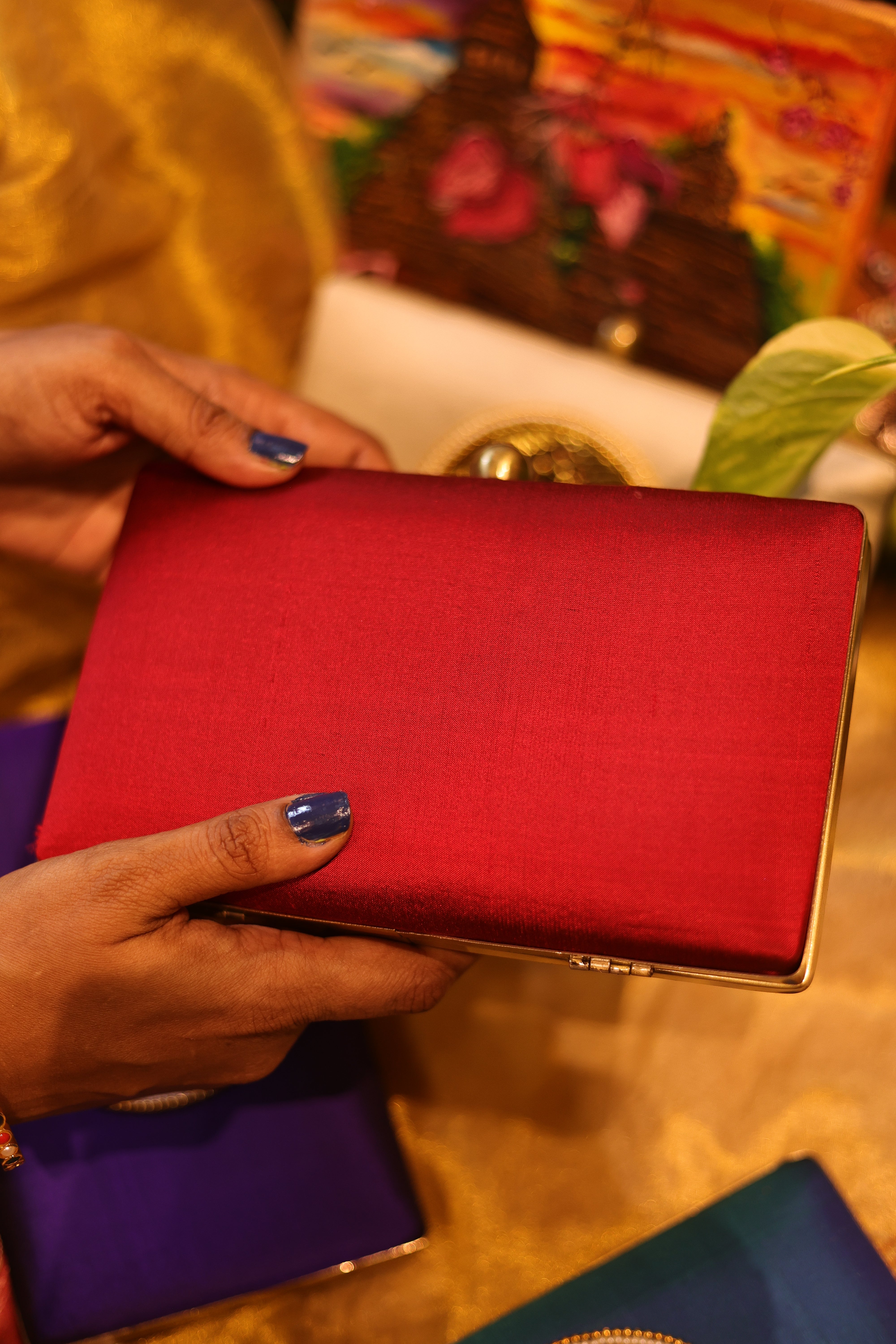 Flame scarlet Red annam chakram