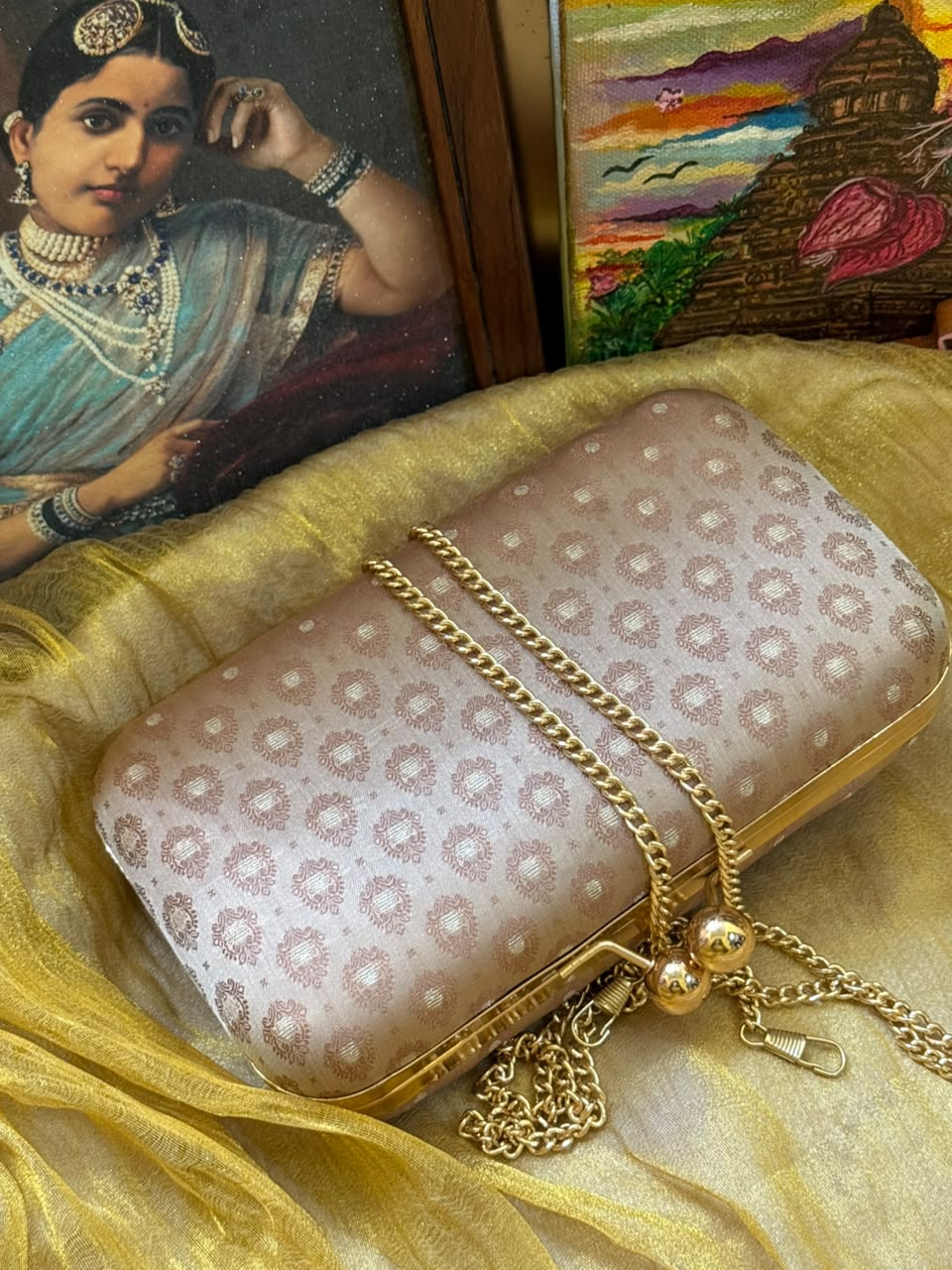 Beige Thilak