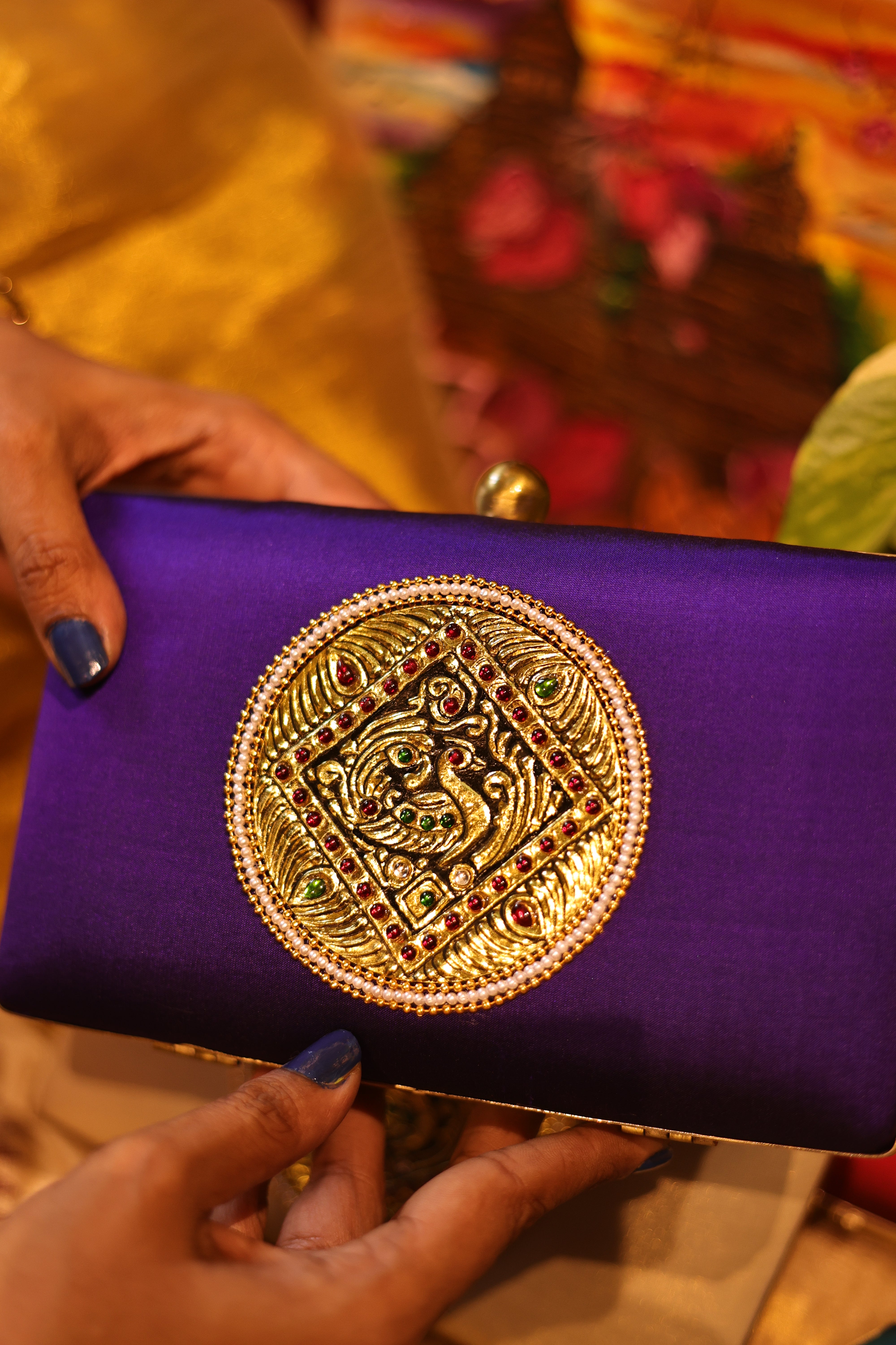 Violet annam chakram