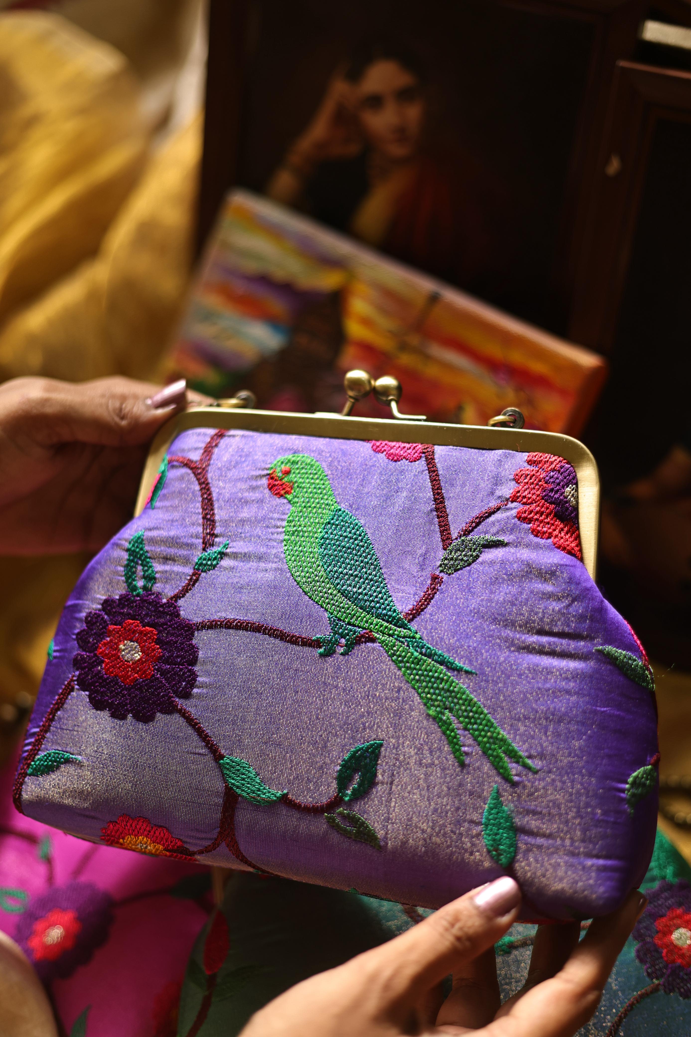 Pachaikilli Muthucharam Lavender